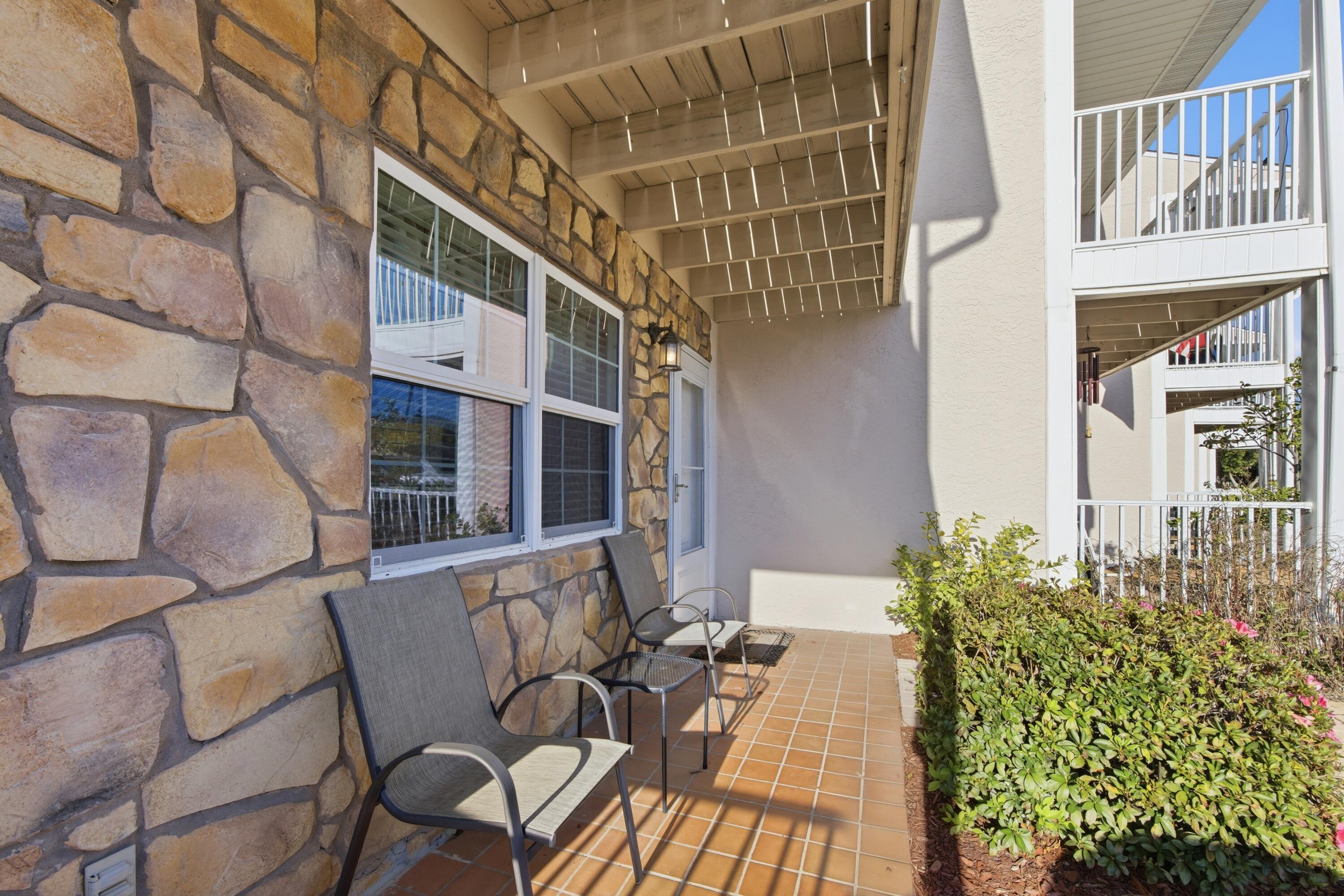 WOODLAND SHORES T/H PH 1 - Residential