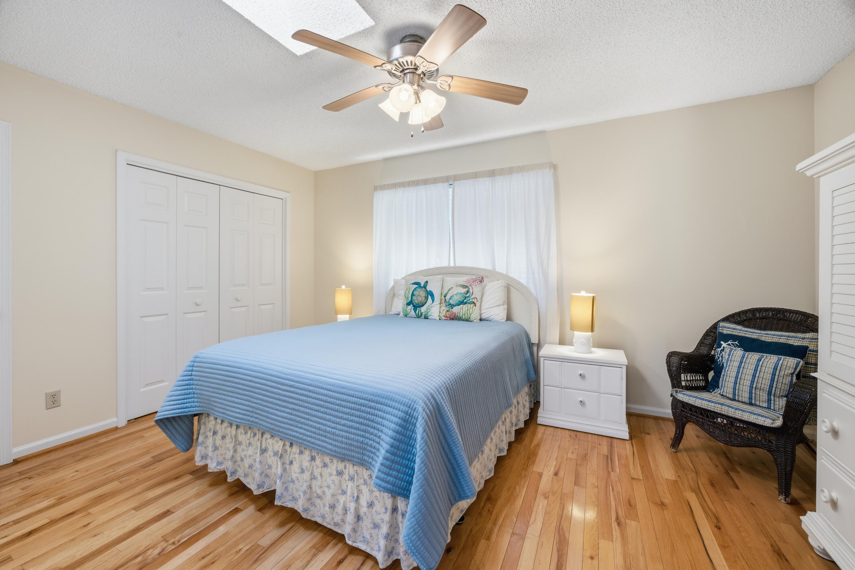 WOODLAND SHORES T/H PH 1 - Residential