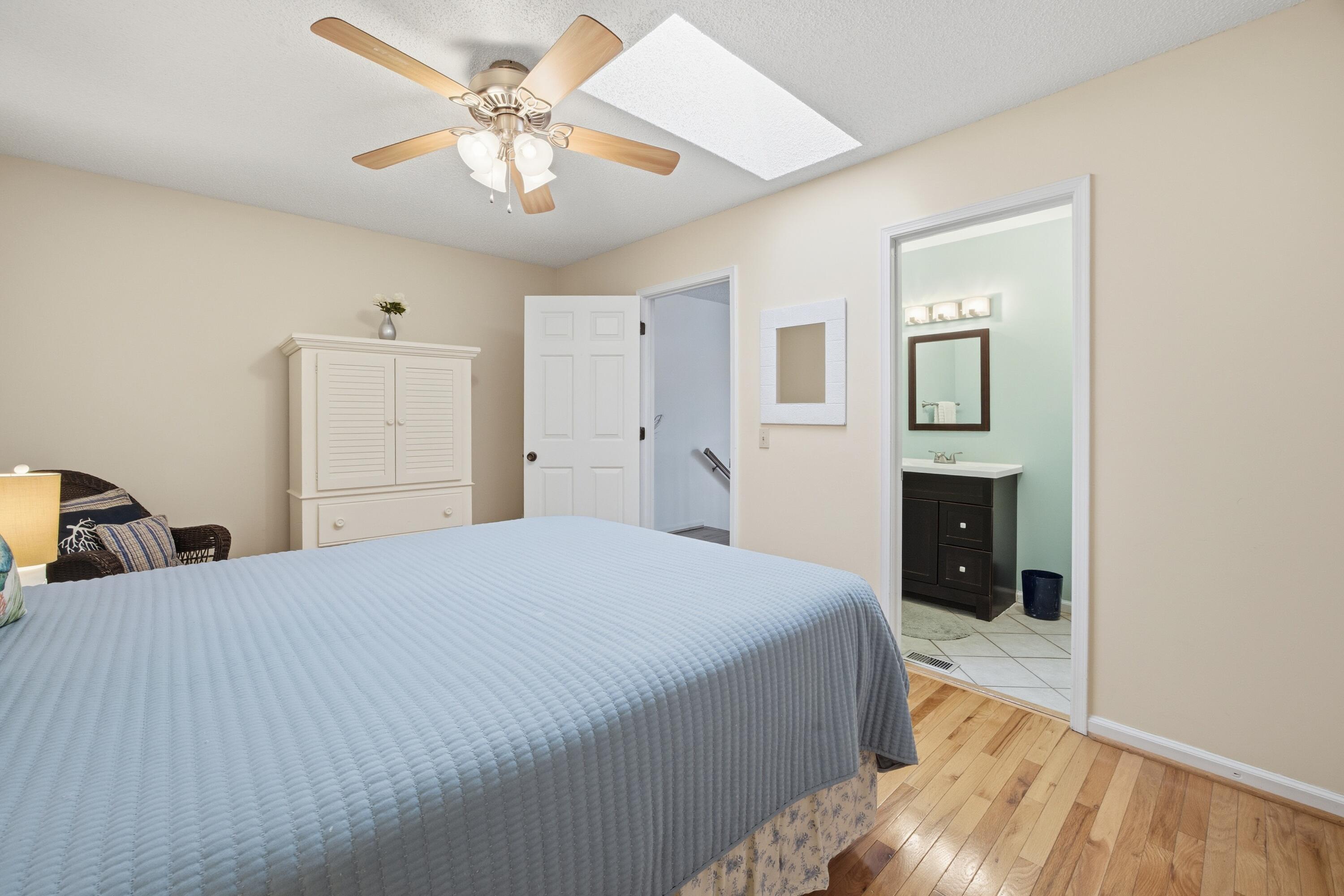 WOODLAND SHORES T/H PH 1 - Residential