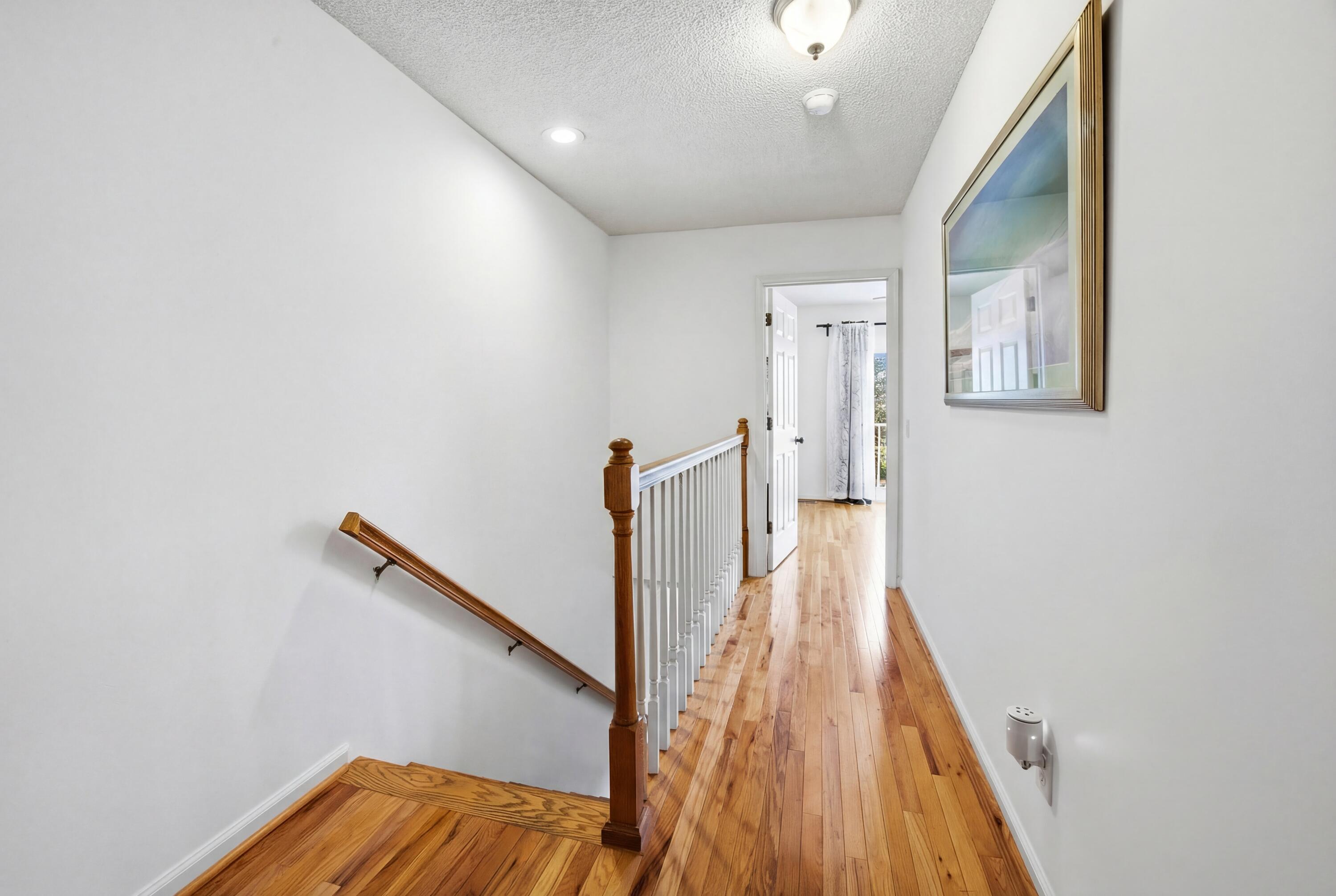 WOODLAND SHORES T/H PH 1 - Residential