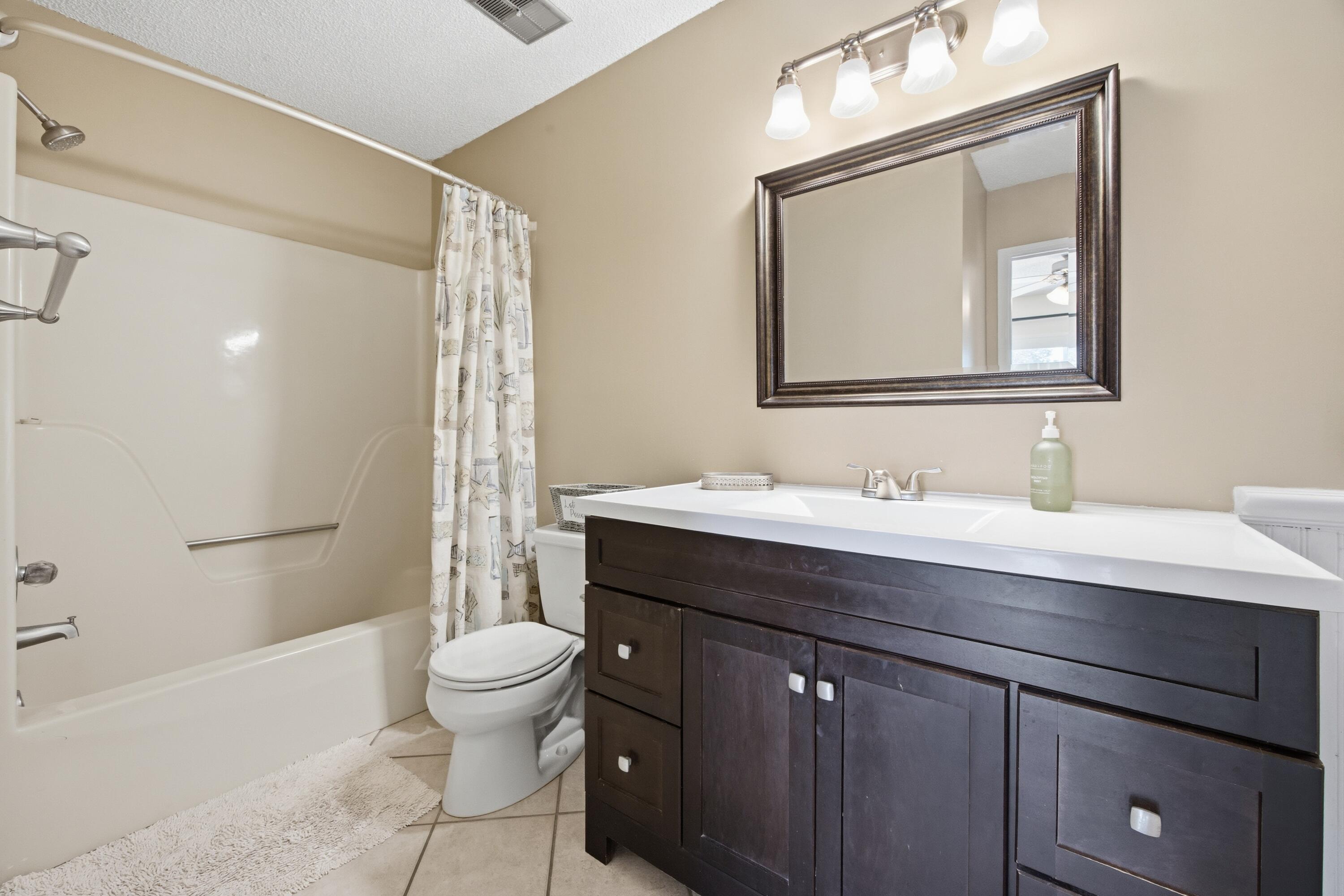 WOODLAND SHORES T/H PH 1 - Residential