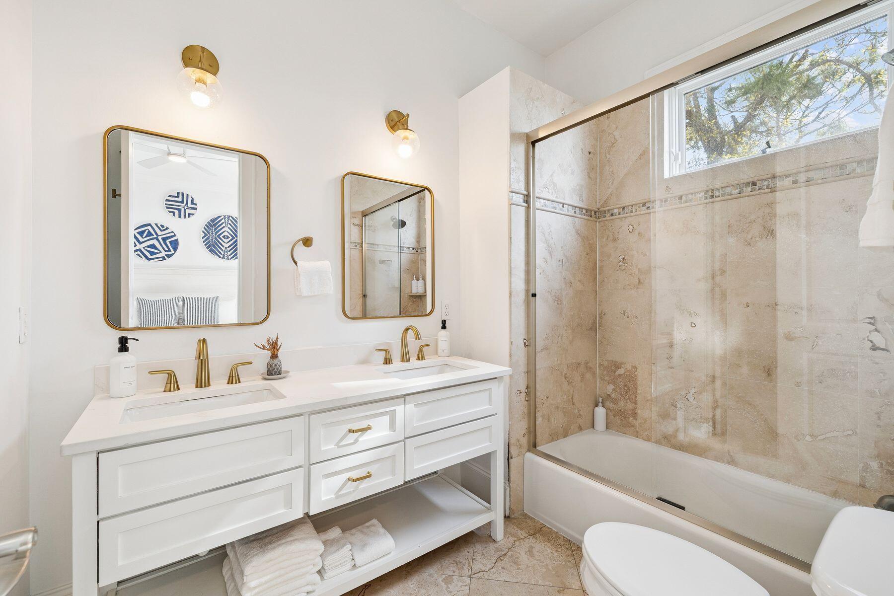 SUMMER PLACE - Residential