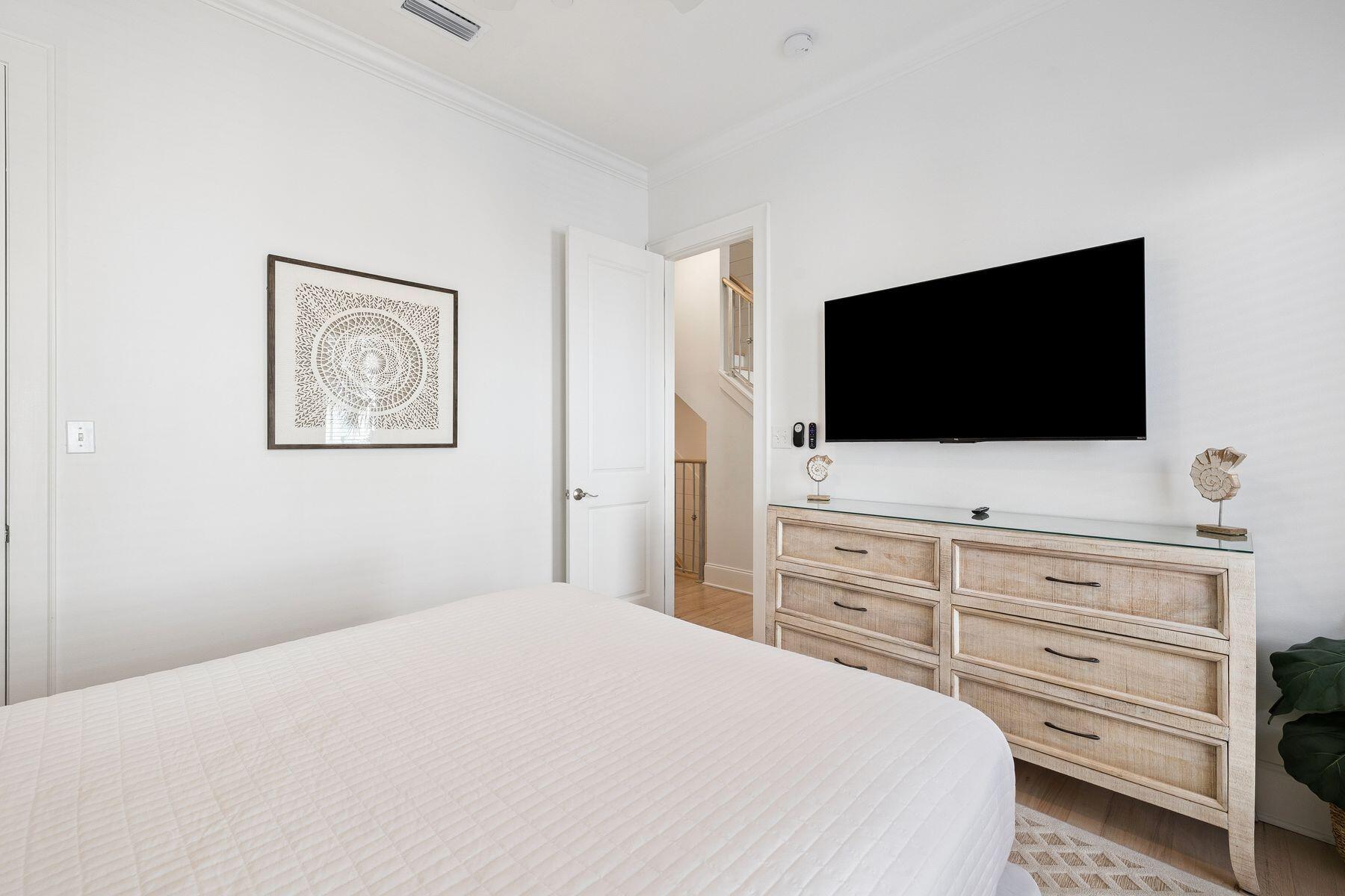 SUMMER PLACE - Residential