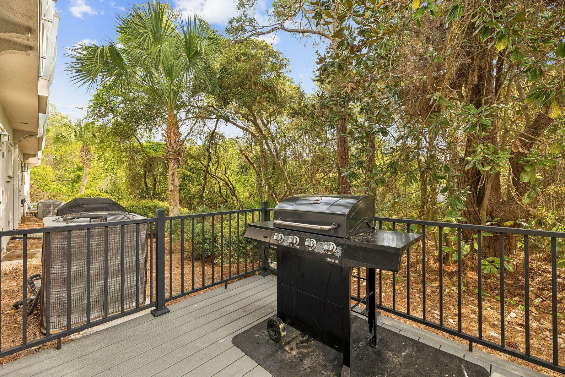 SUMMER PLACE - Residential