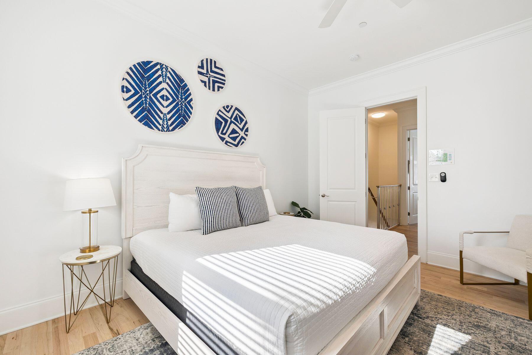 SUMMER PLACE - Residential