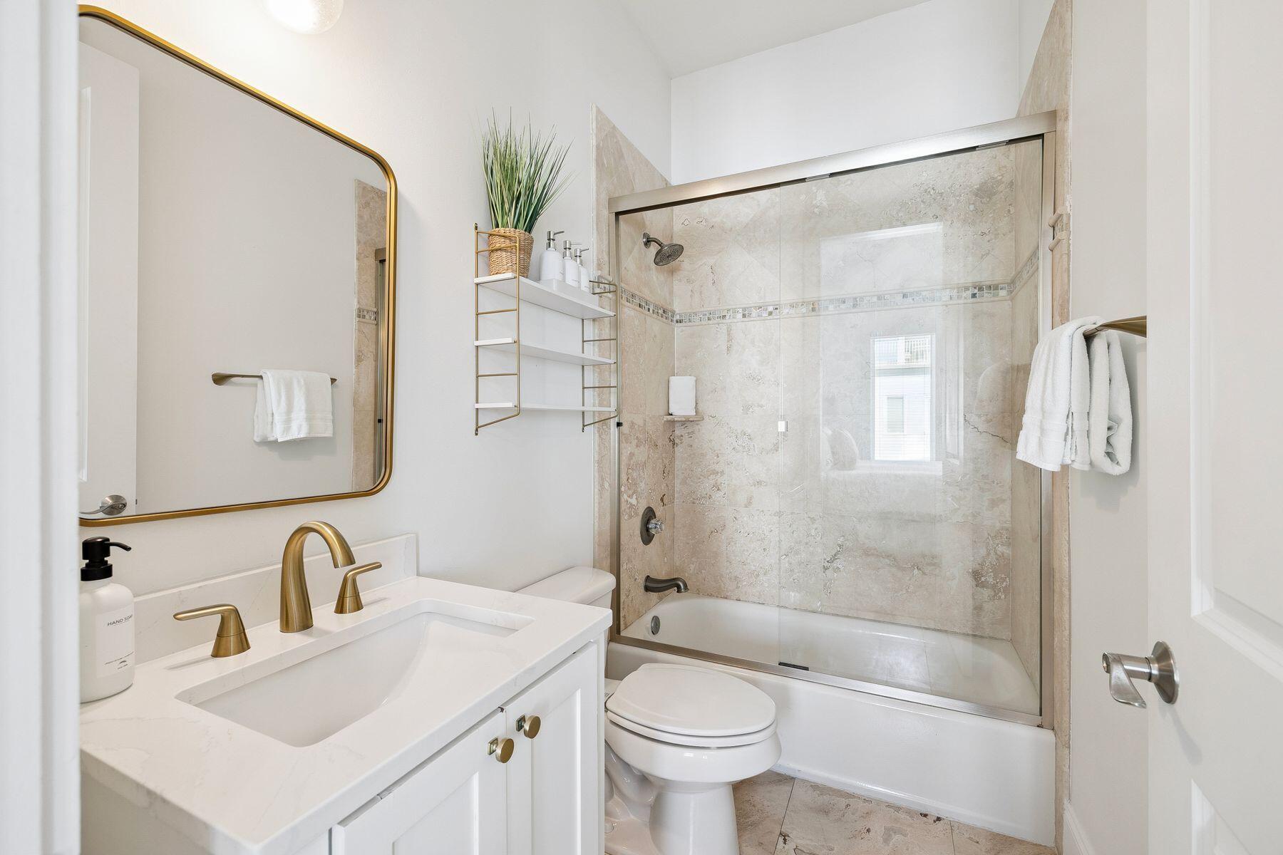 SUMMER PLACE - Residential