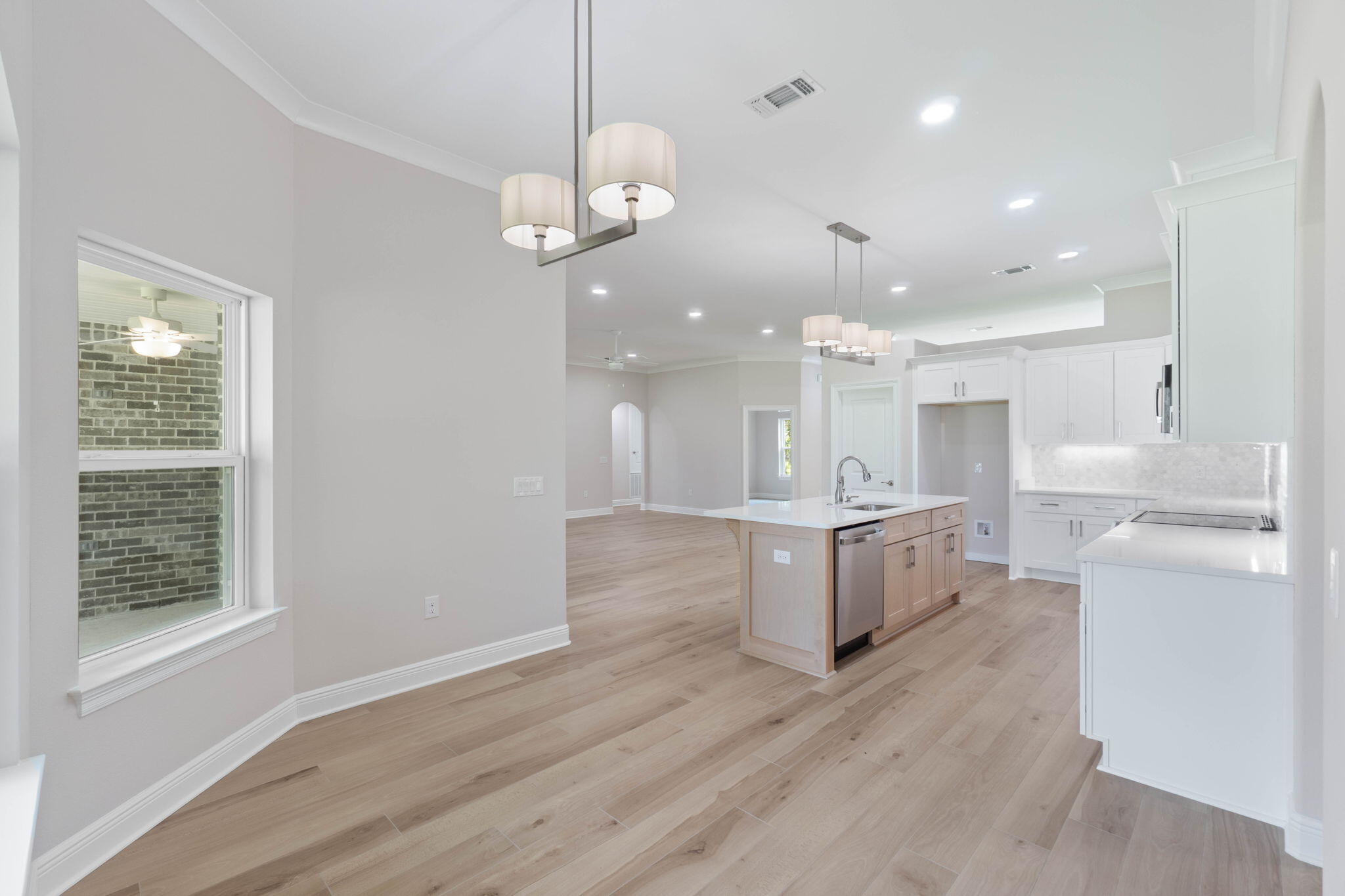 HOLLEY BY THE SEA - Residential