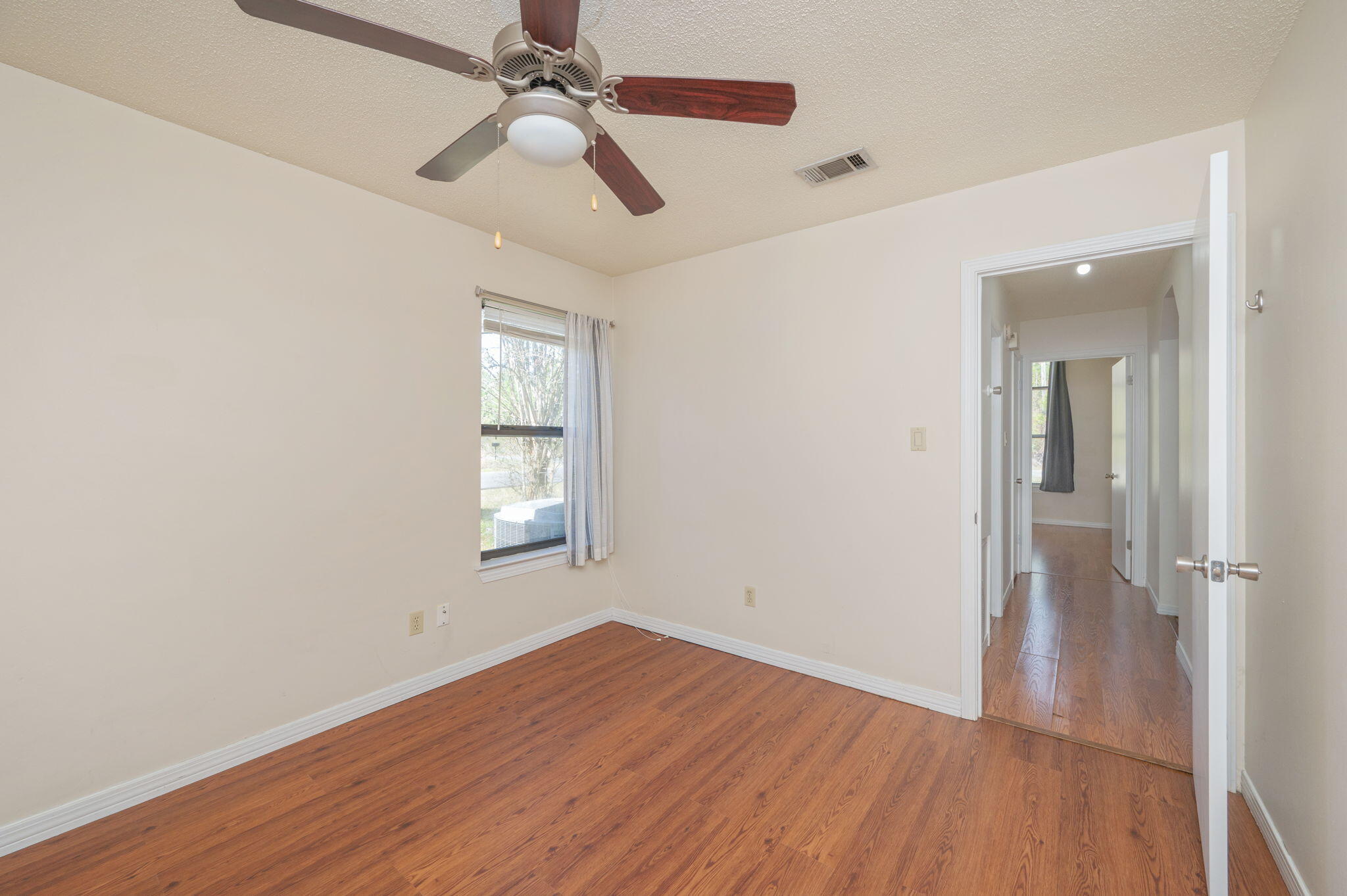 VILLAGE WEST - Residential