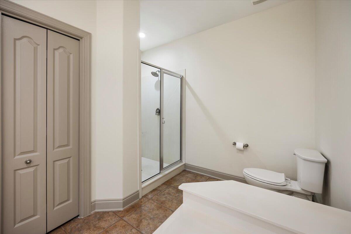 DIAMOND LAKES - Residential