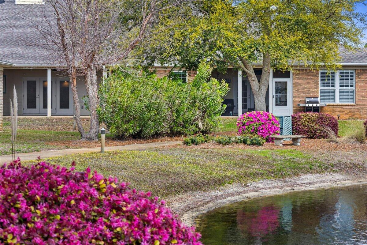 DIAMOND LAKES - Residential