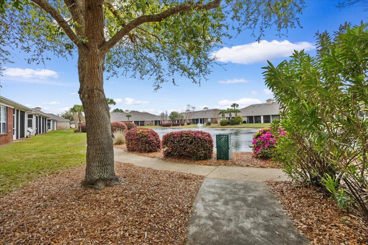 DIAMOND LAKES - Residential