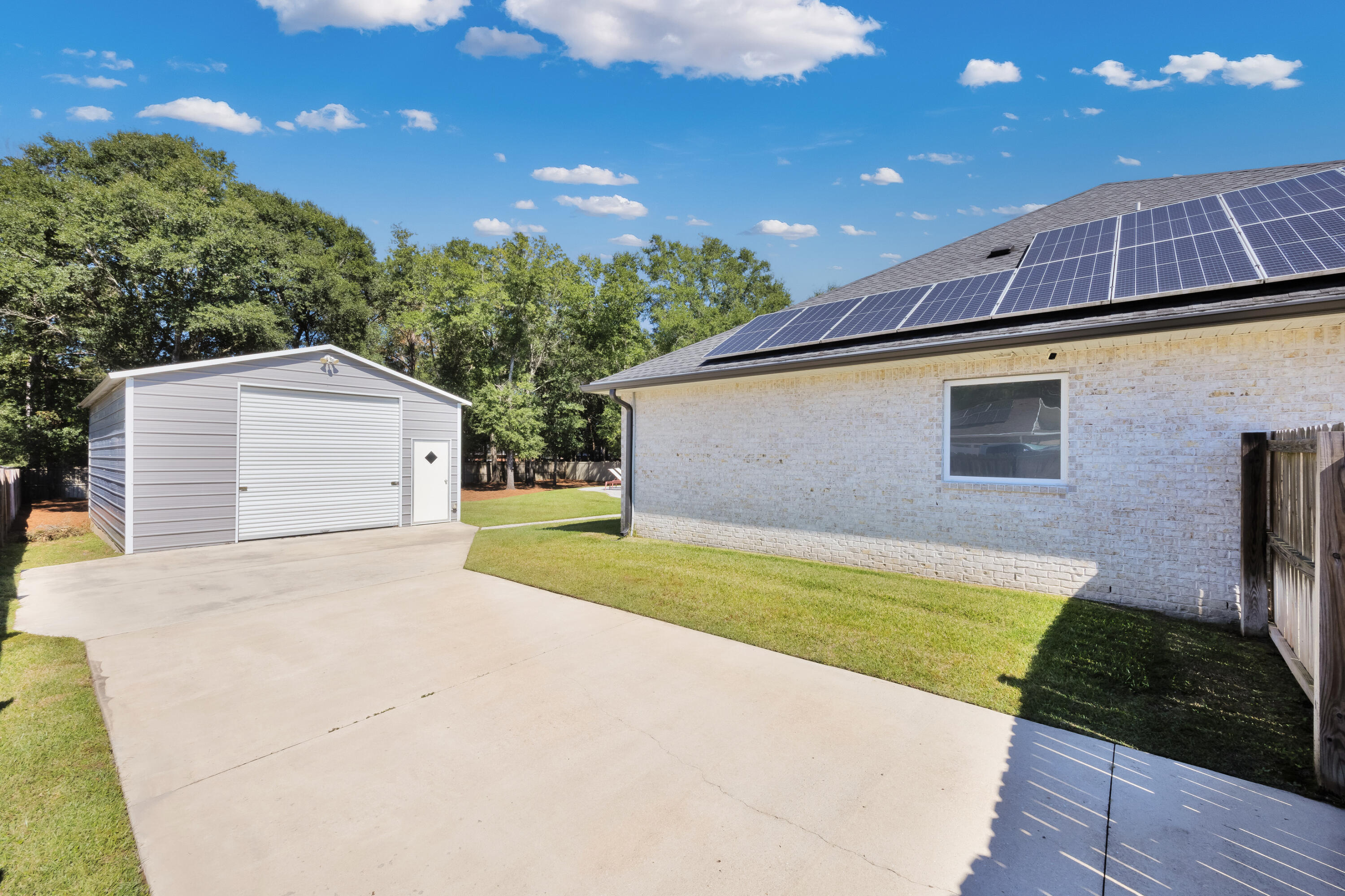 HOMEWOOD EST - Residential