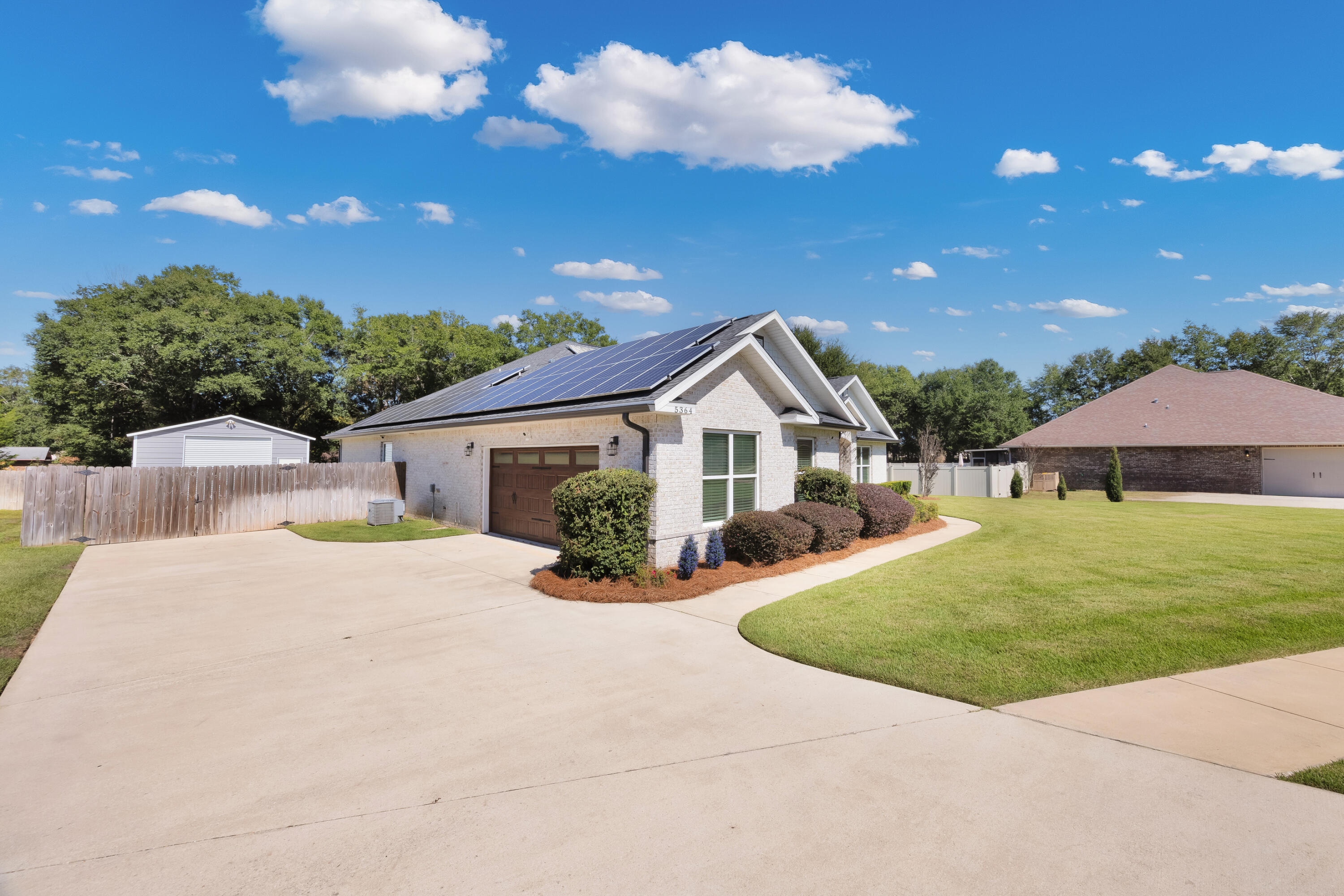 HOMEWOOD EST - Residential