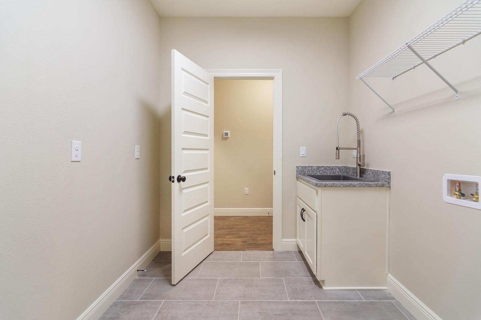 HOMEWOOD EST - Residential