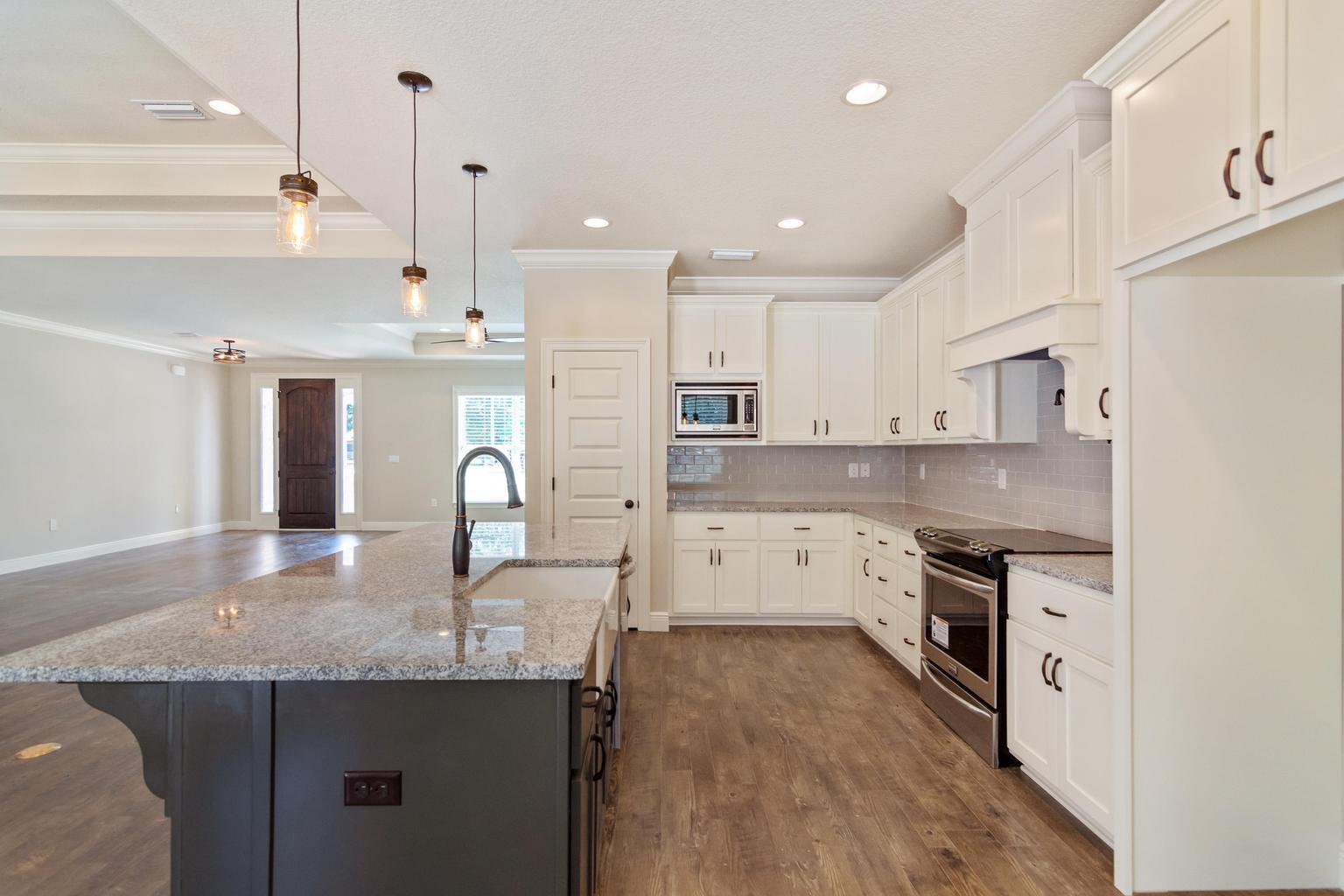 HOMEWOOD EST - Residential