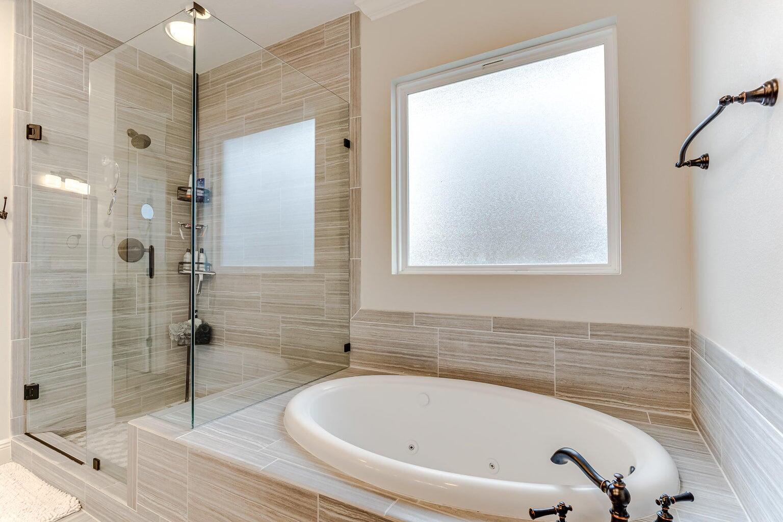 HOMEWOOD EST - Residential