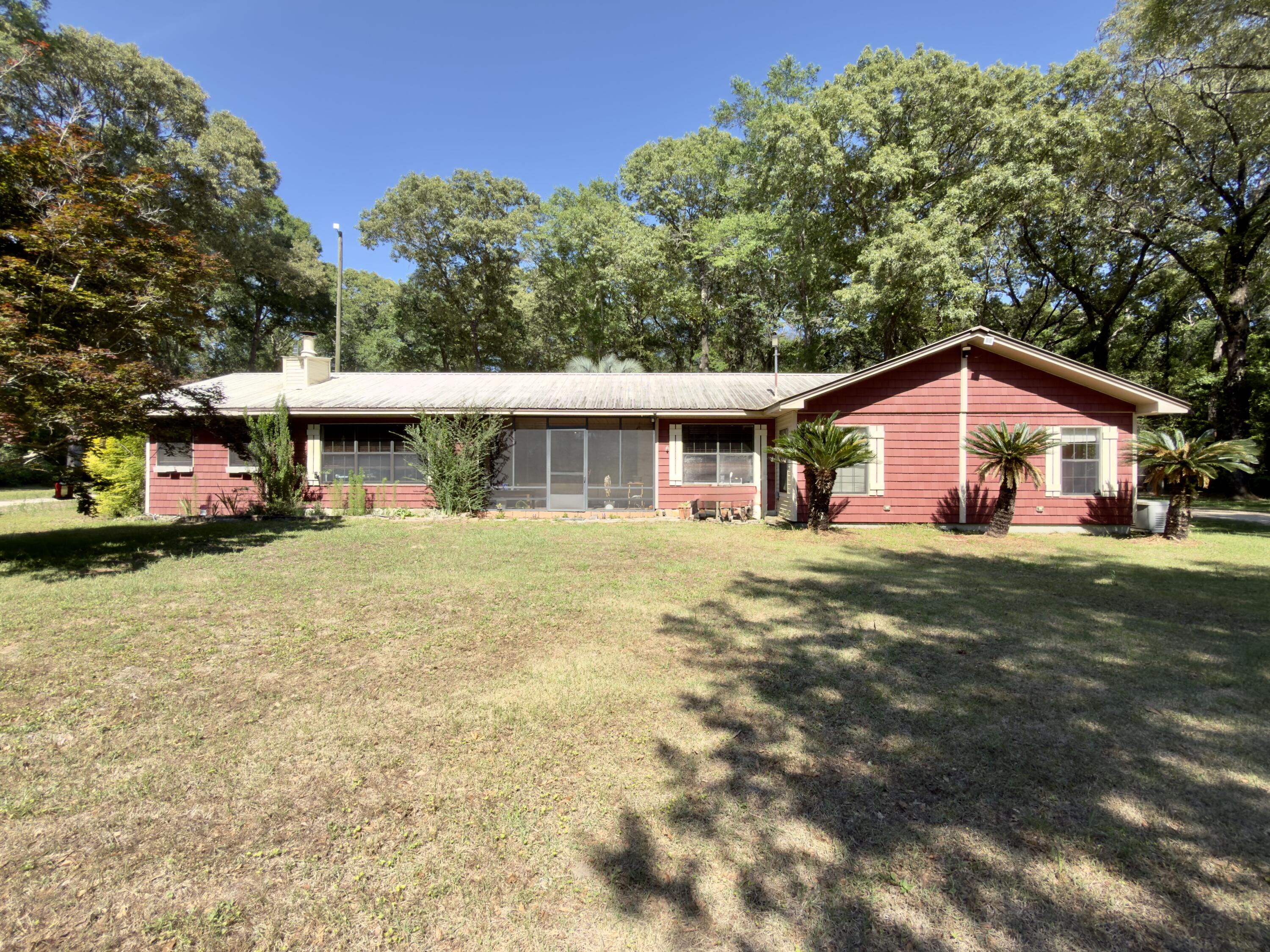 NO RECORDED SUBDIVISION - Residential