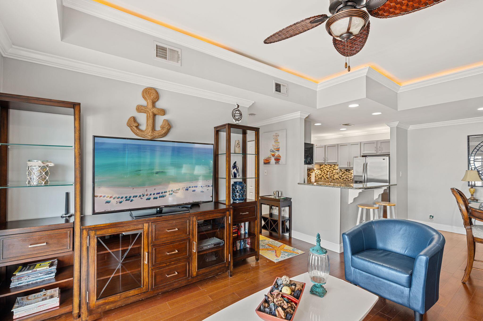 SUN KING TOWERS PH 1 - Residential