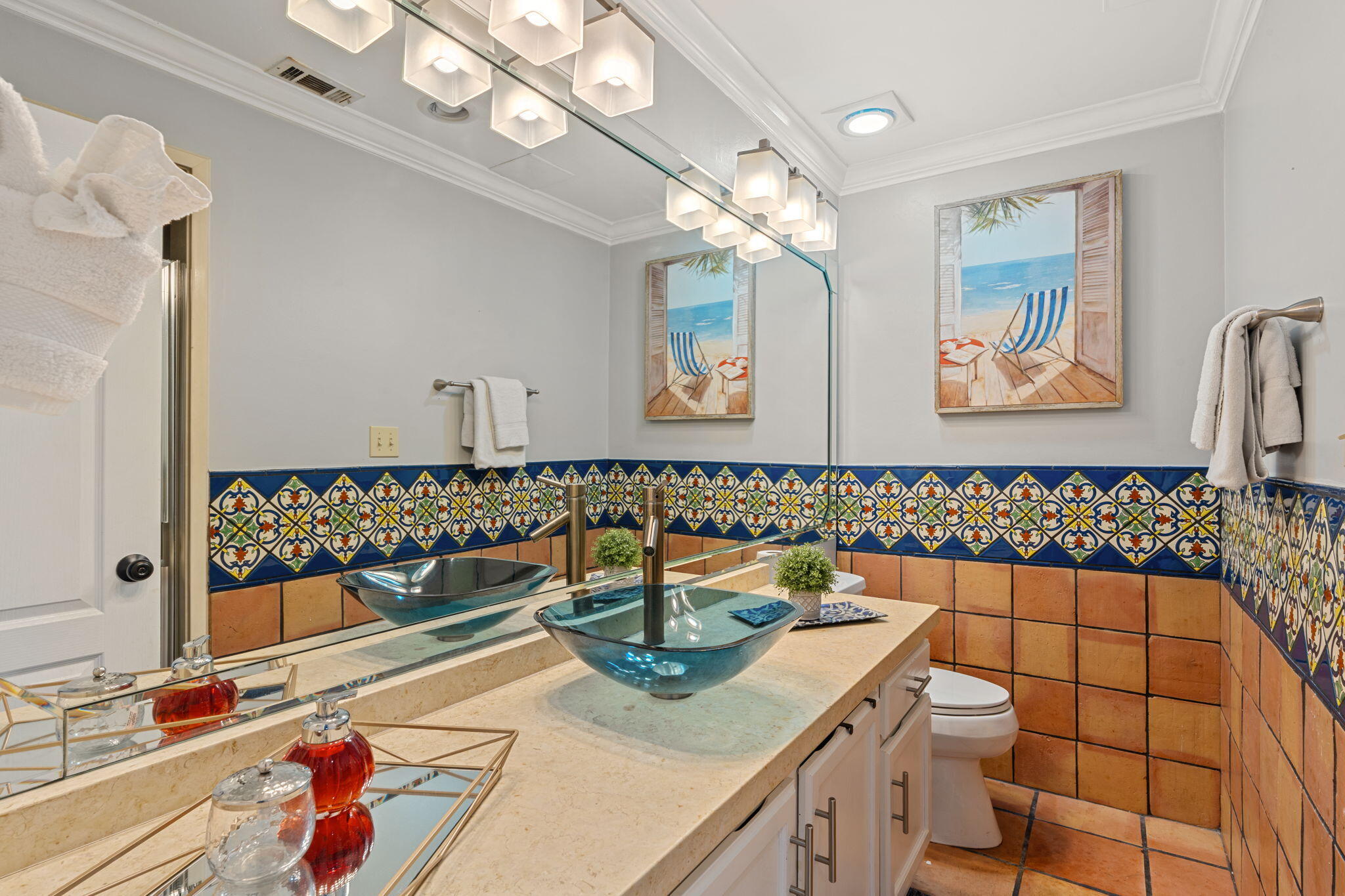 SUN KING TOWERS PH 1 - Residential