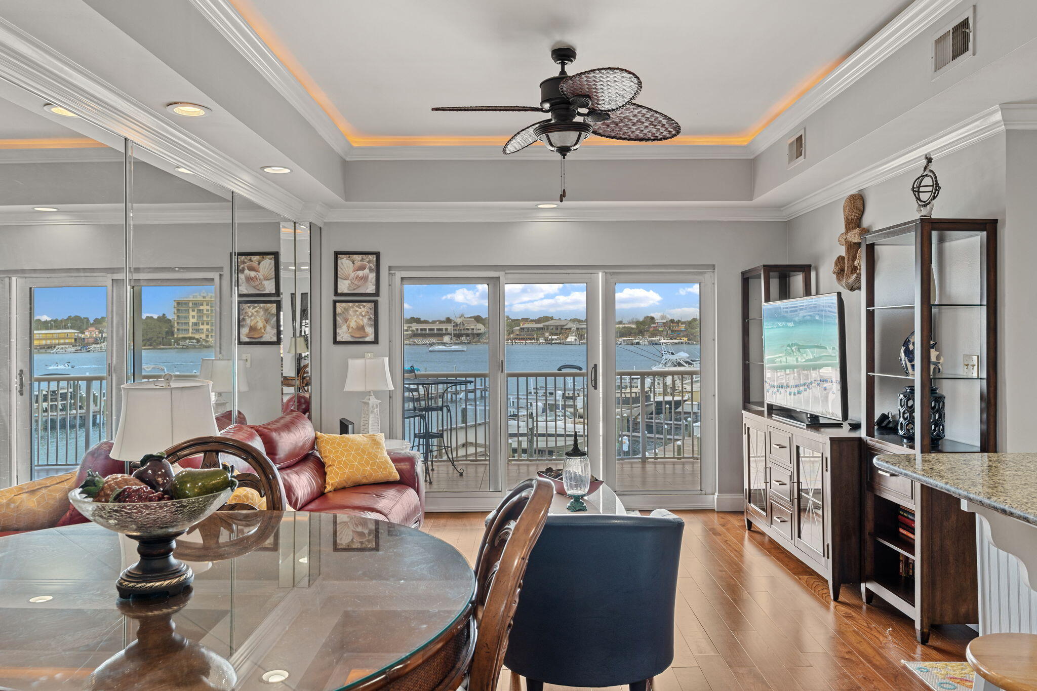 SUN KING TOWERS PH 1 - Residential