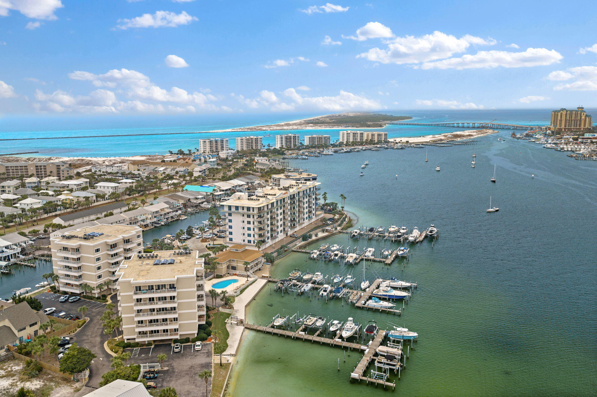 SUN KING TOWERS PH 1 - Residential