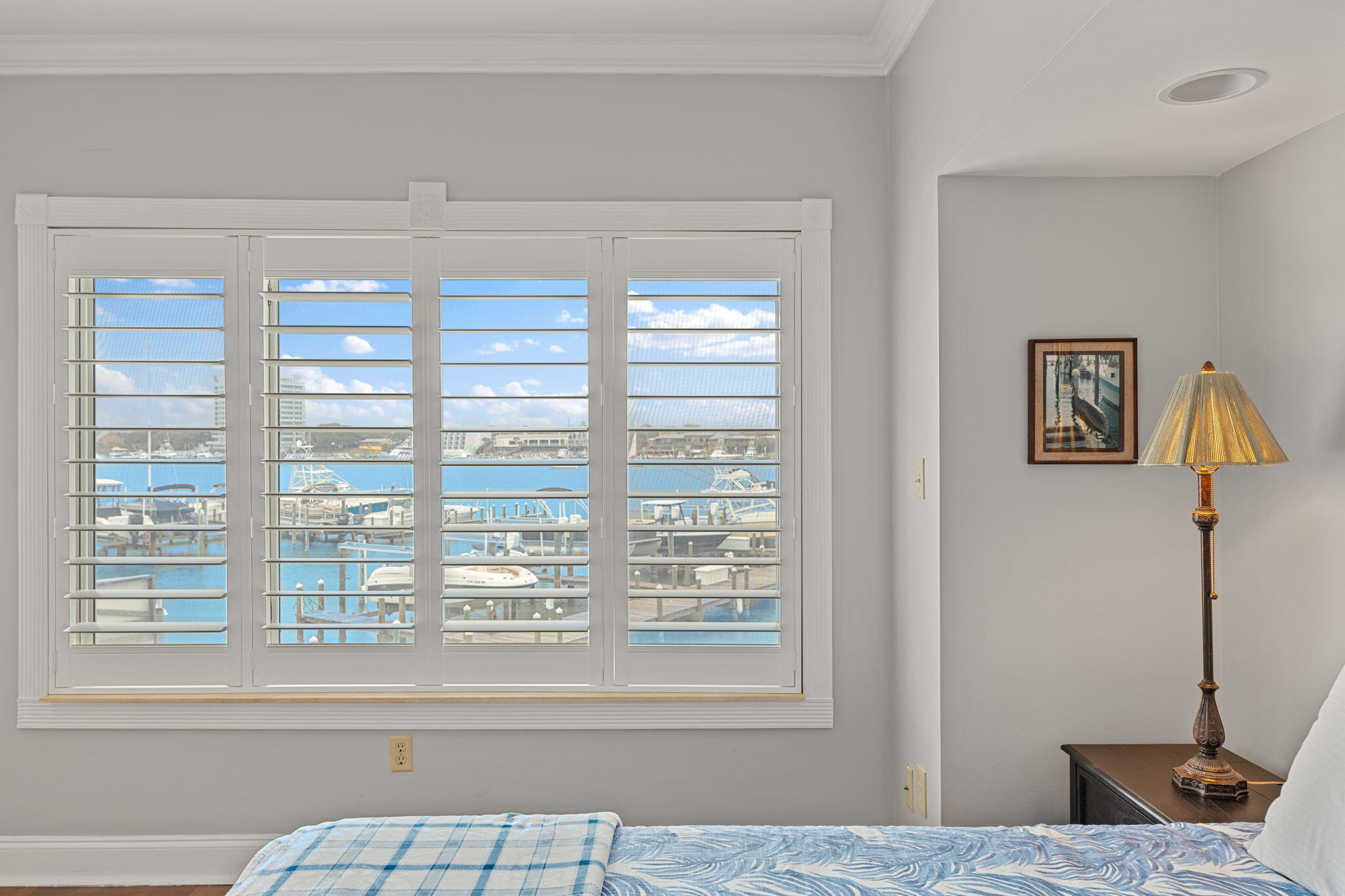 SUN KING TOWERS PH 1 - Residential