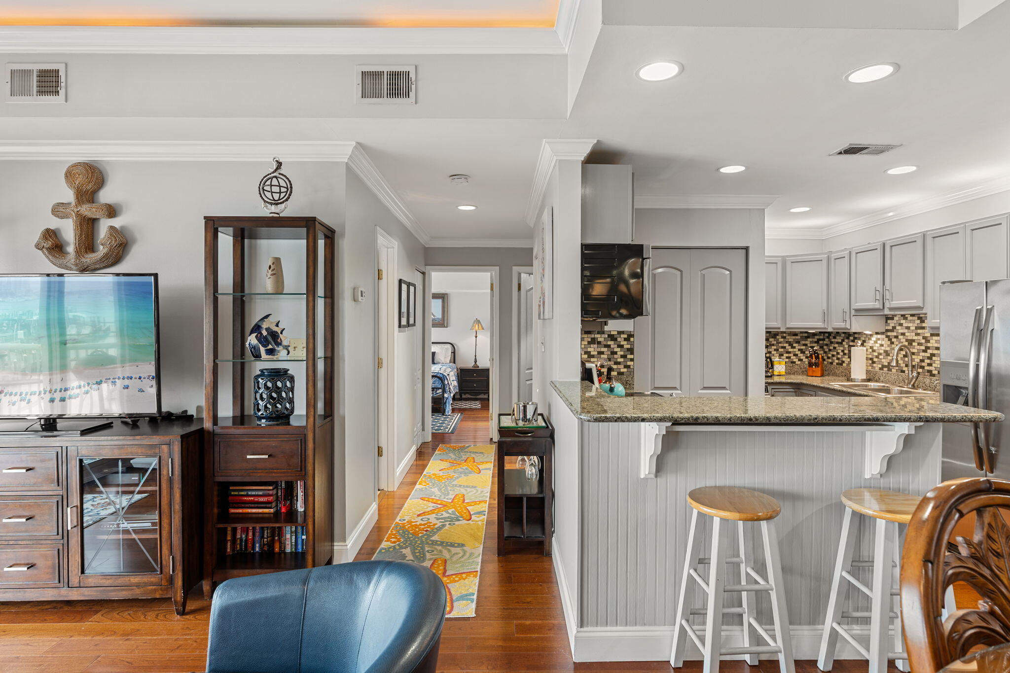 SUN KING TOWERS PH 1 - Residential