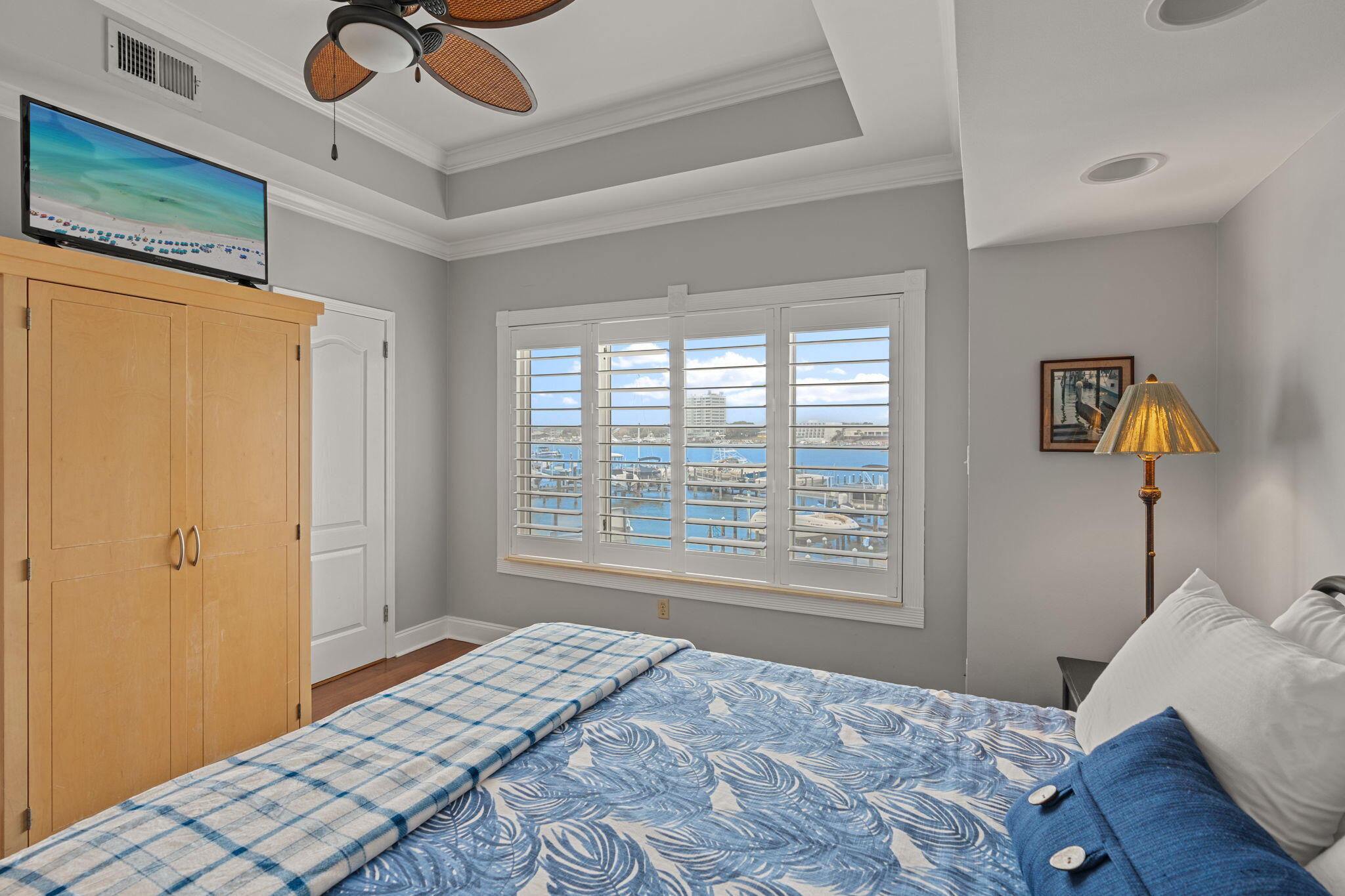 SUN KING TOWERS PH 1 - Residential