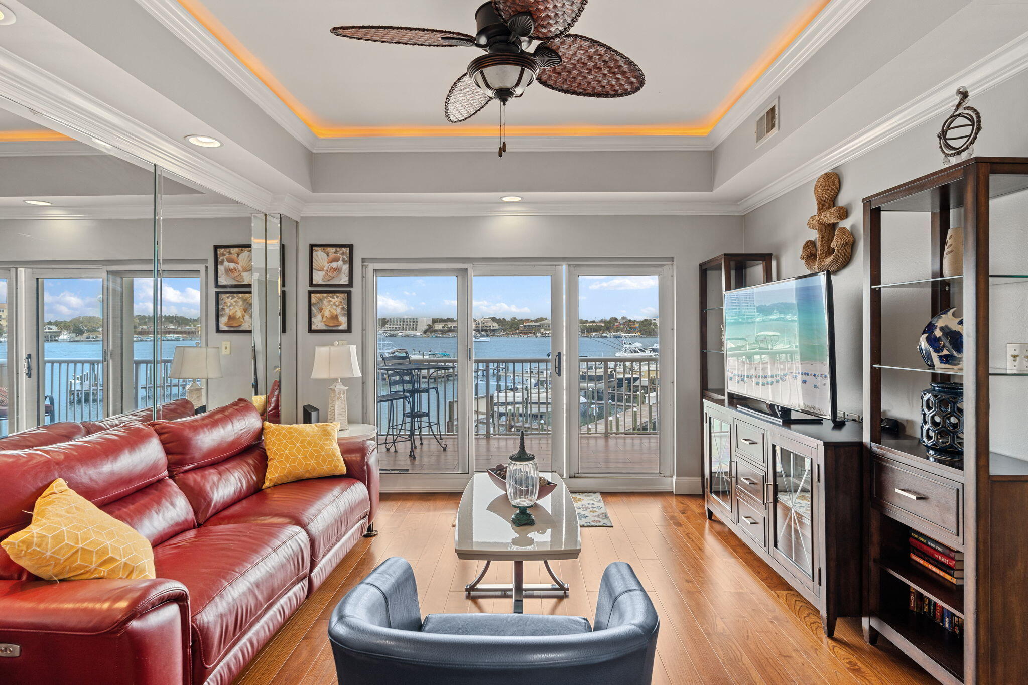 SUN KING TOWERS PH 1 - Residential