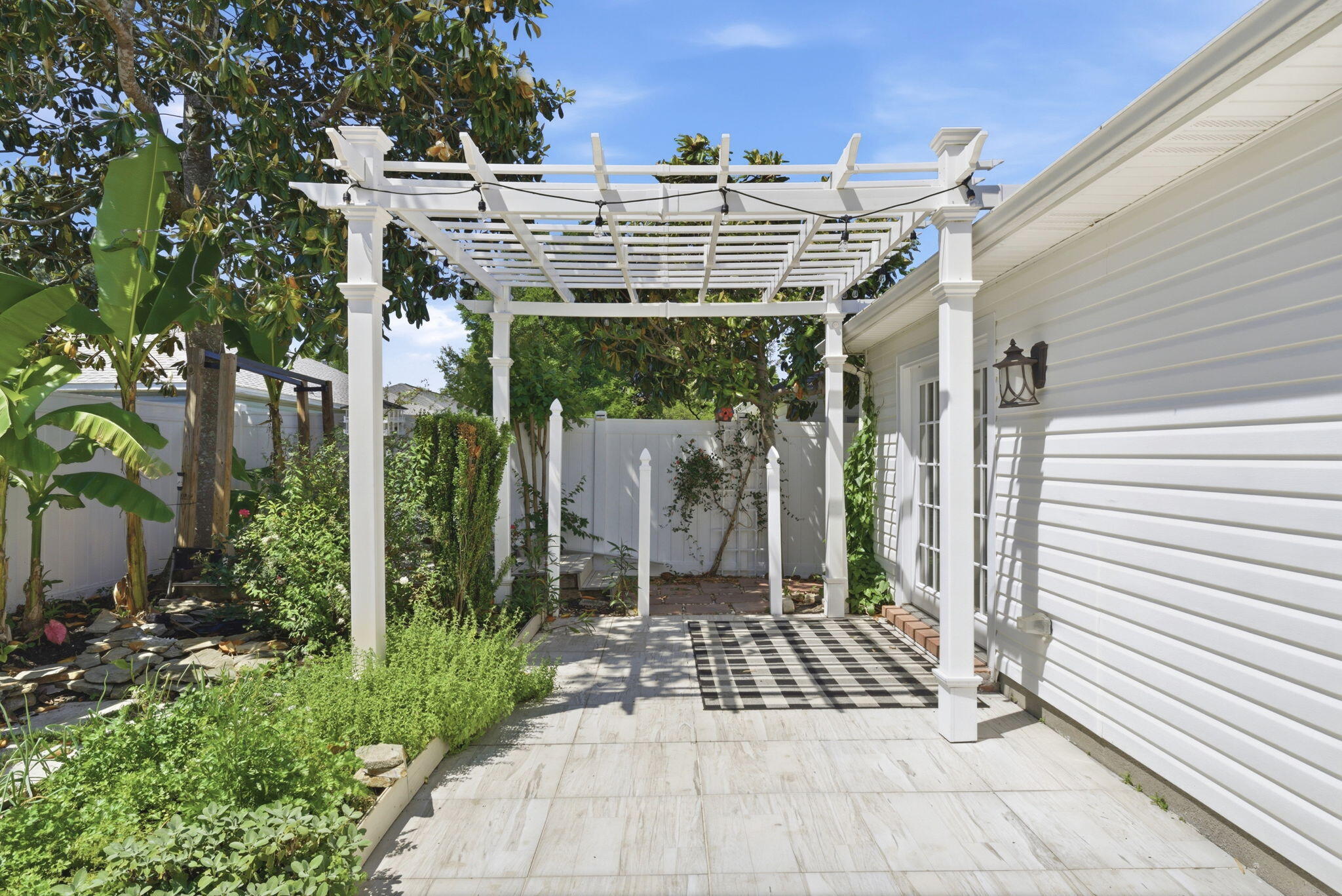 SOUTHERN OAKS PLANTATION - Residential