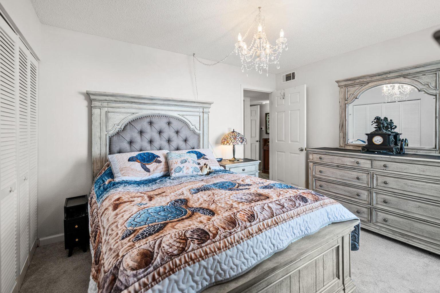 FINISTERRA CONDO - Residential