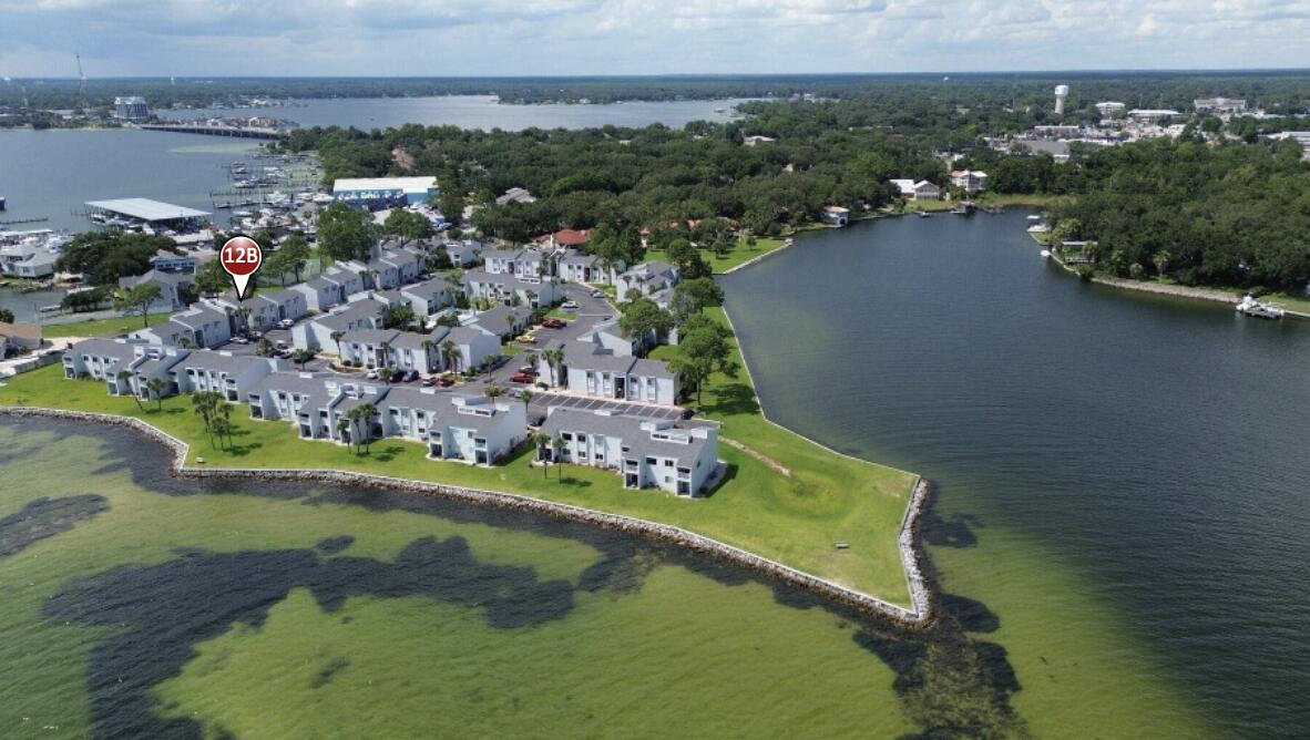 FINISTERRA CONDO - Residential