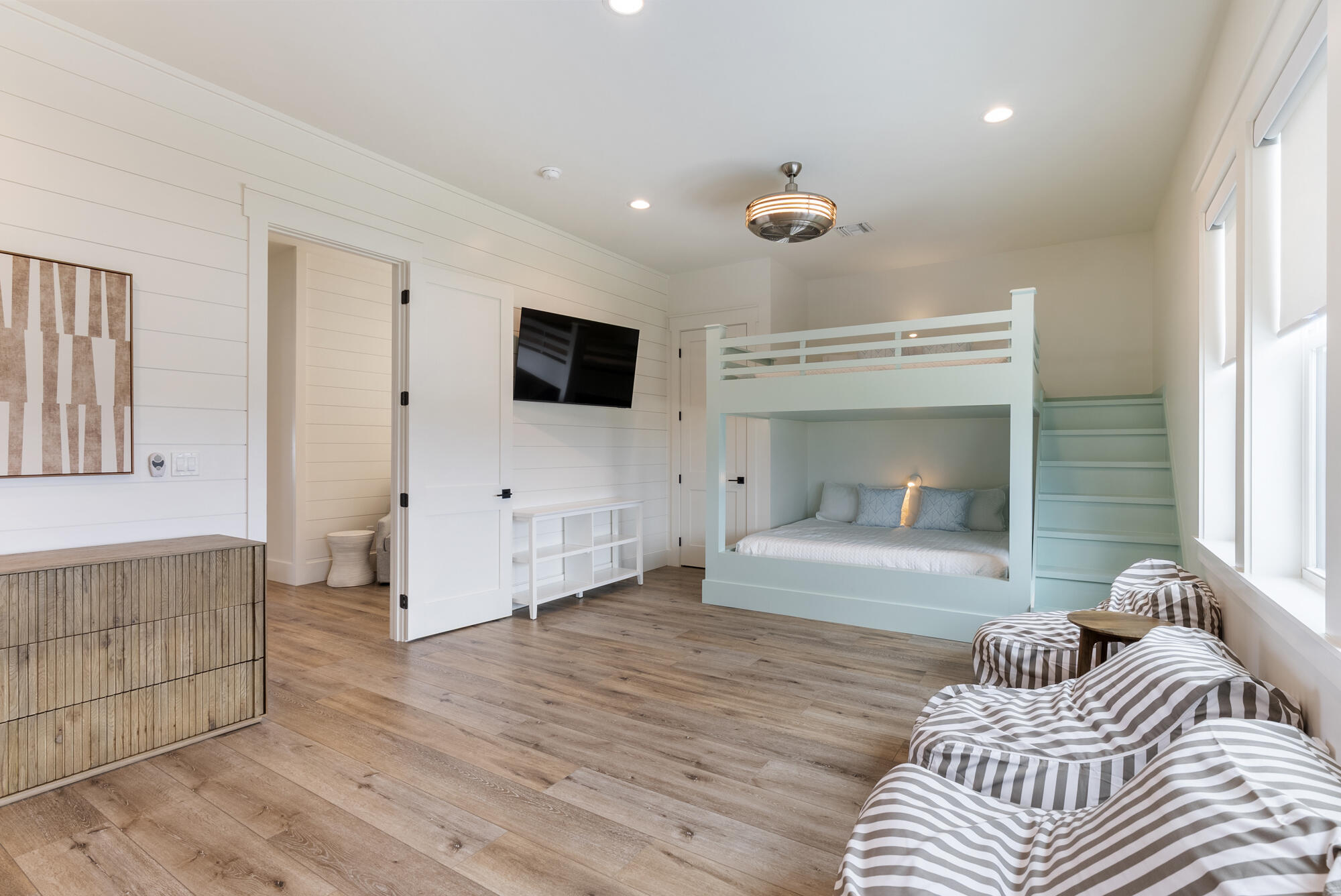 Hadley's Beach - Residential