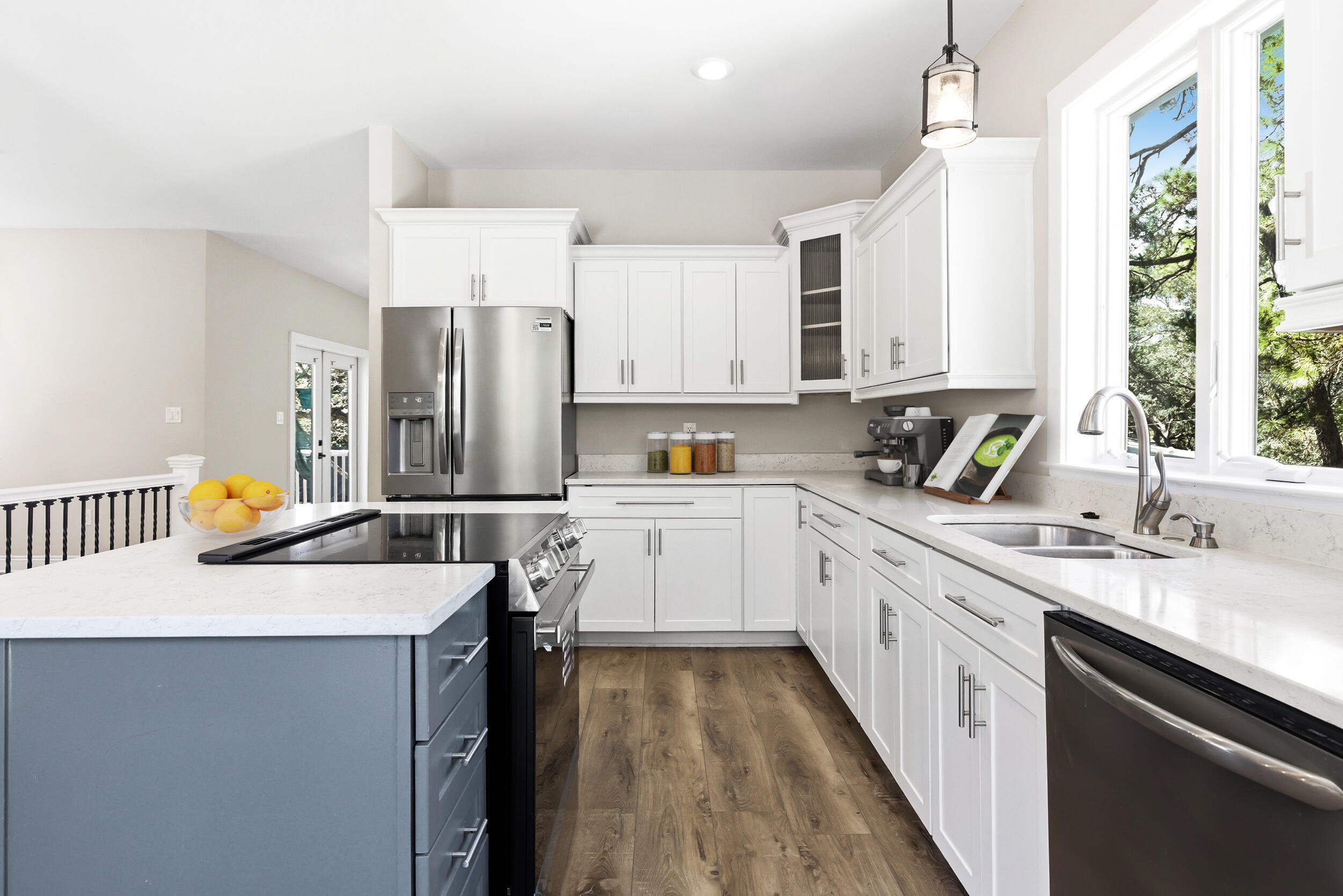 TURQUOISE BEACH 2ND ADDN - Residential