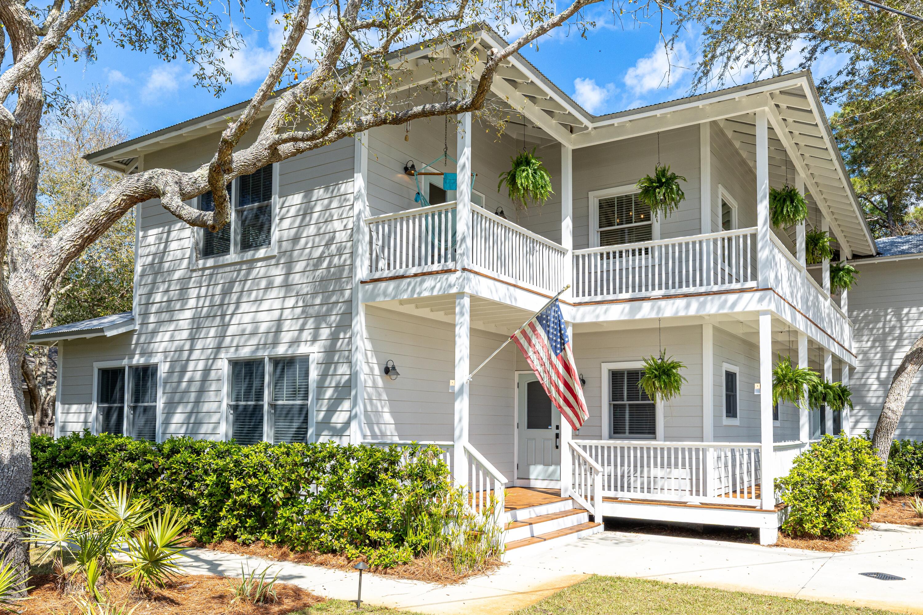 TURQUOISE BEACH 2ND ADDN - Residential