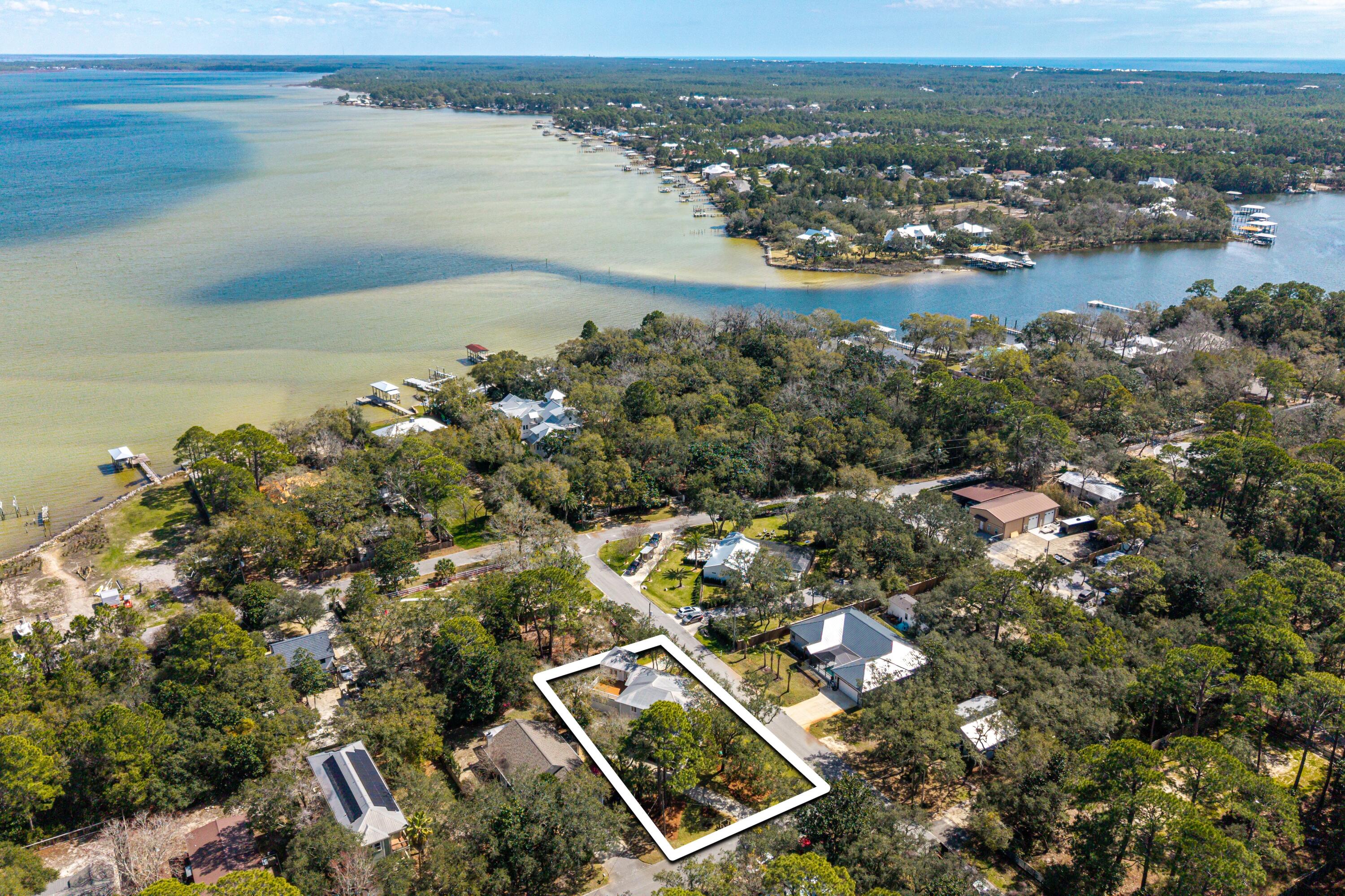 TURQUOISE BEACH 2ND ADDN - Residential