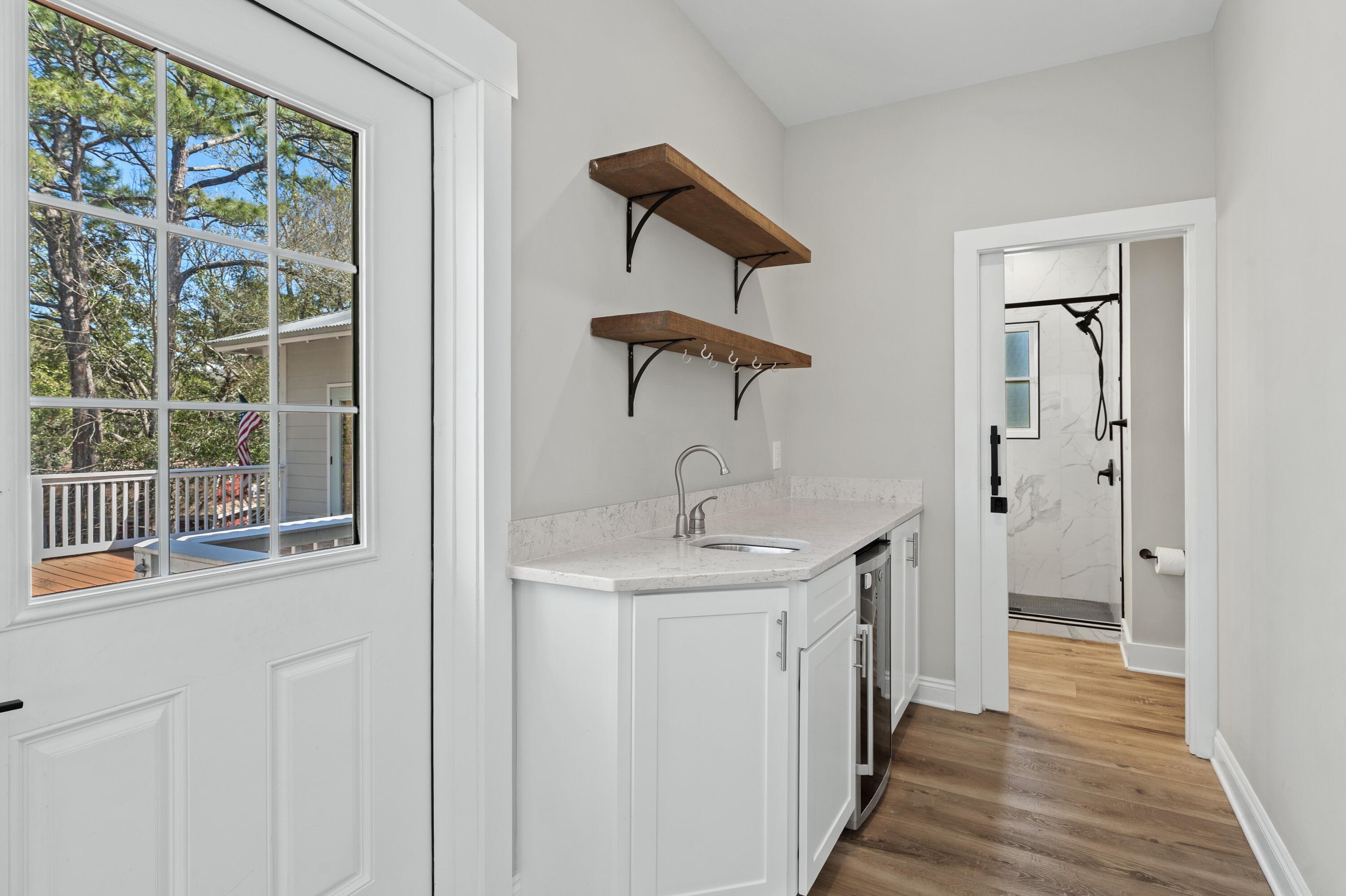 TURQUOISE BEACH 2ND ADDN - Residential