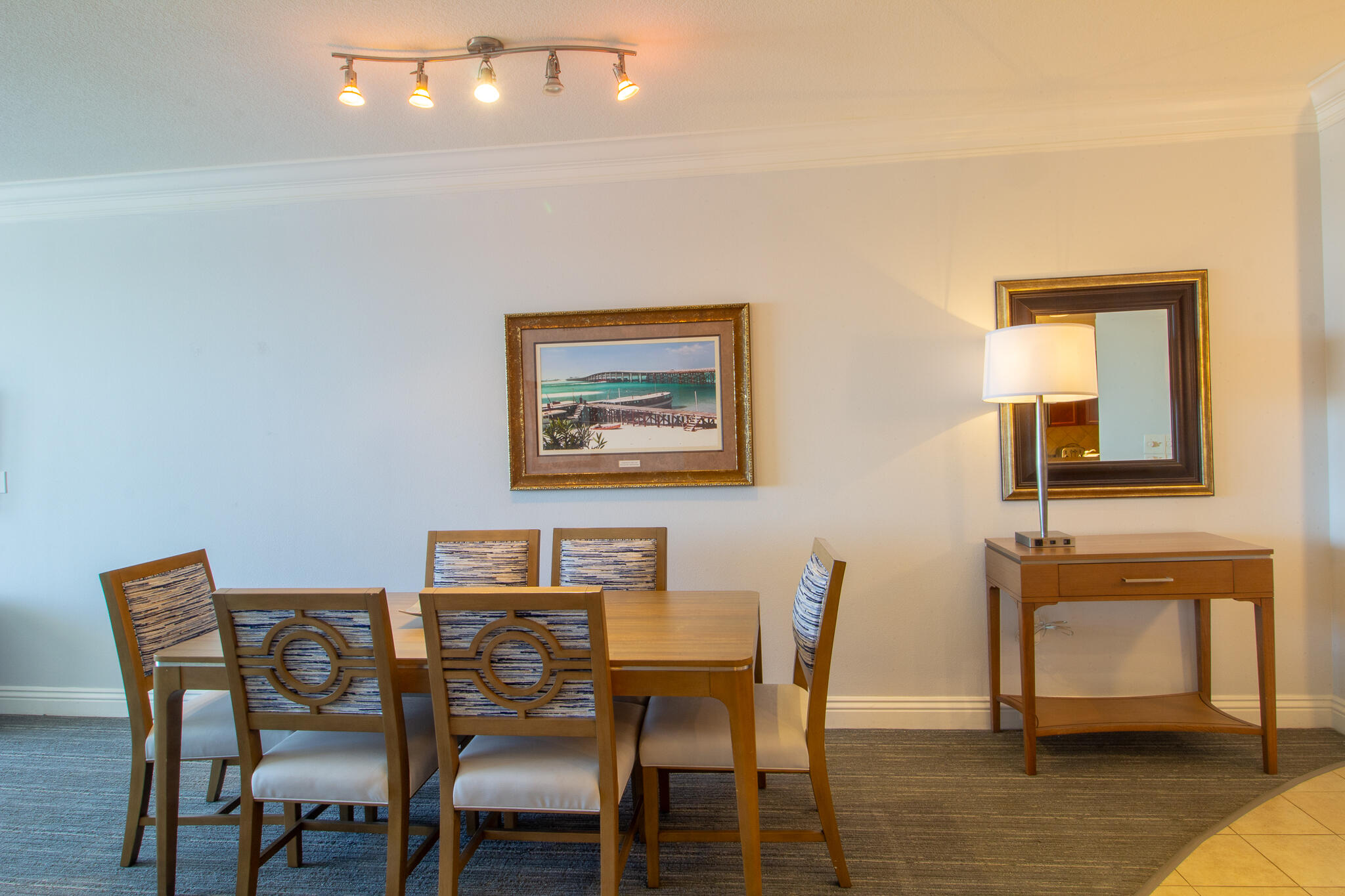 EMERALD GRANDE - Residential