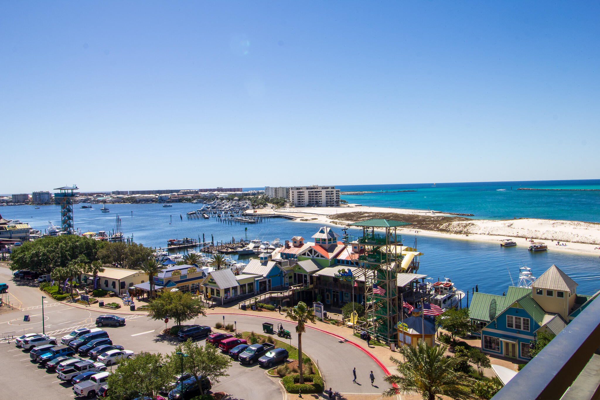 EMERALD GRANDE - Residential