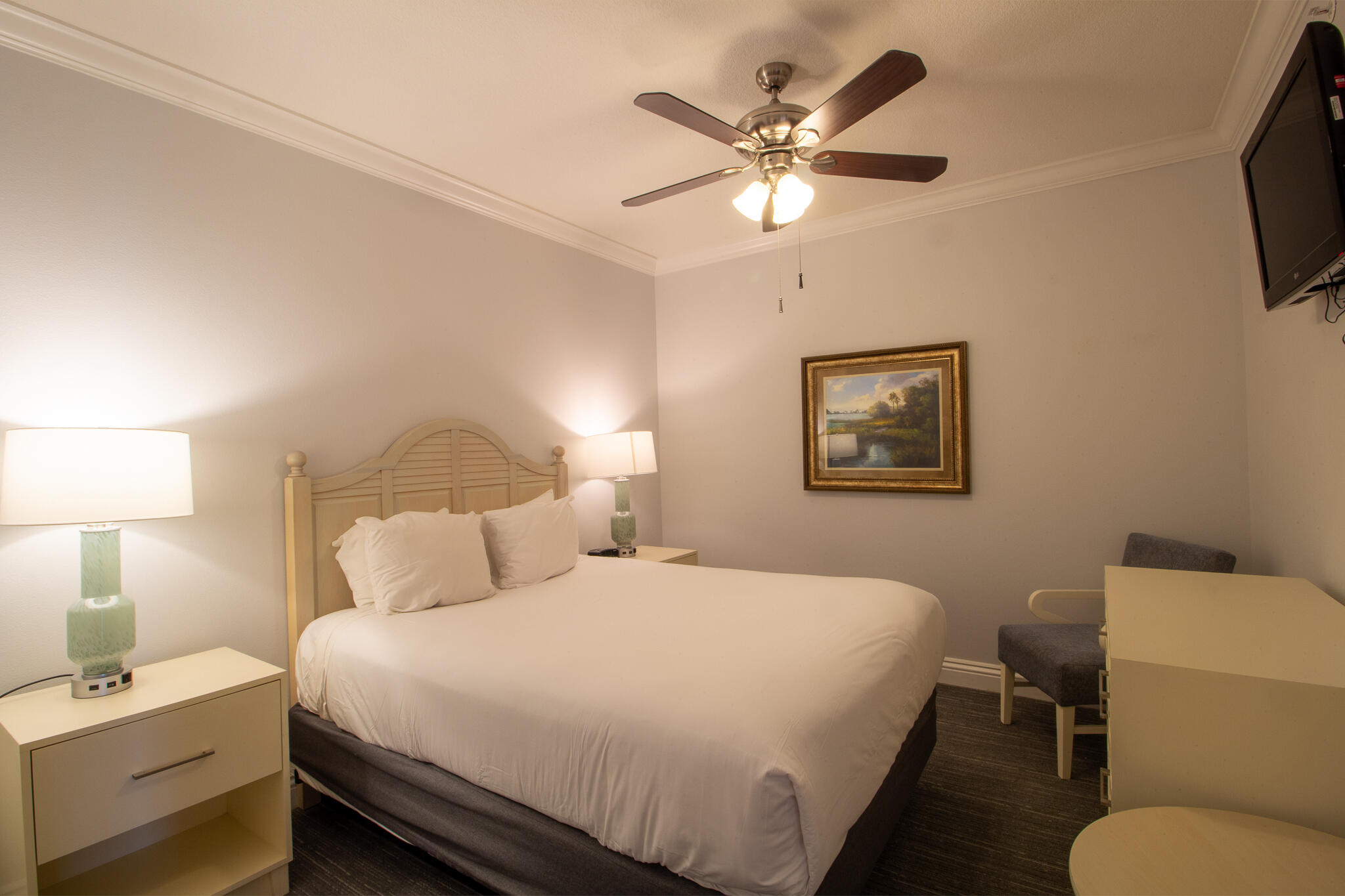 EMERALD GRANDE - Residential