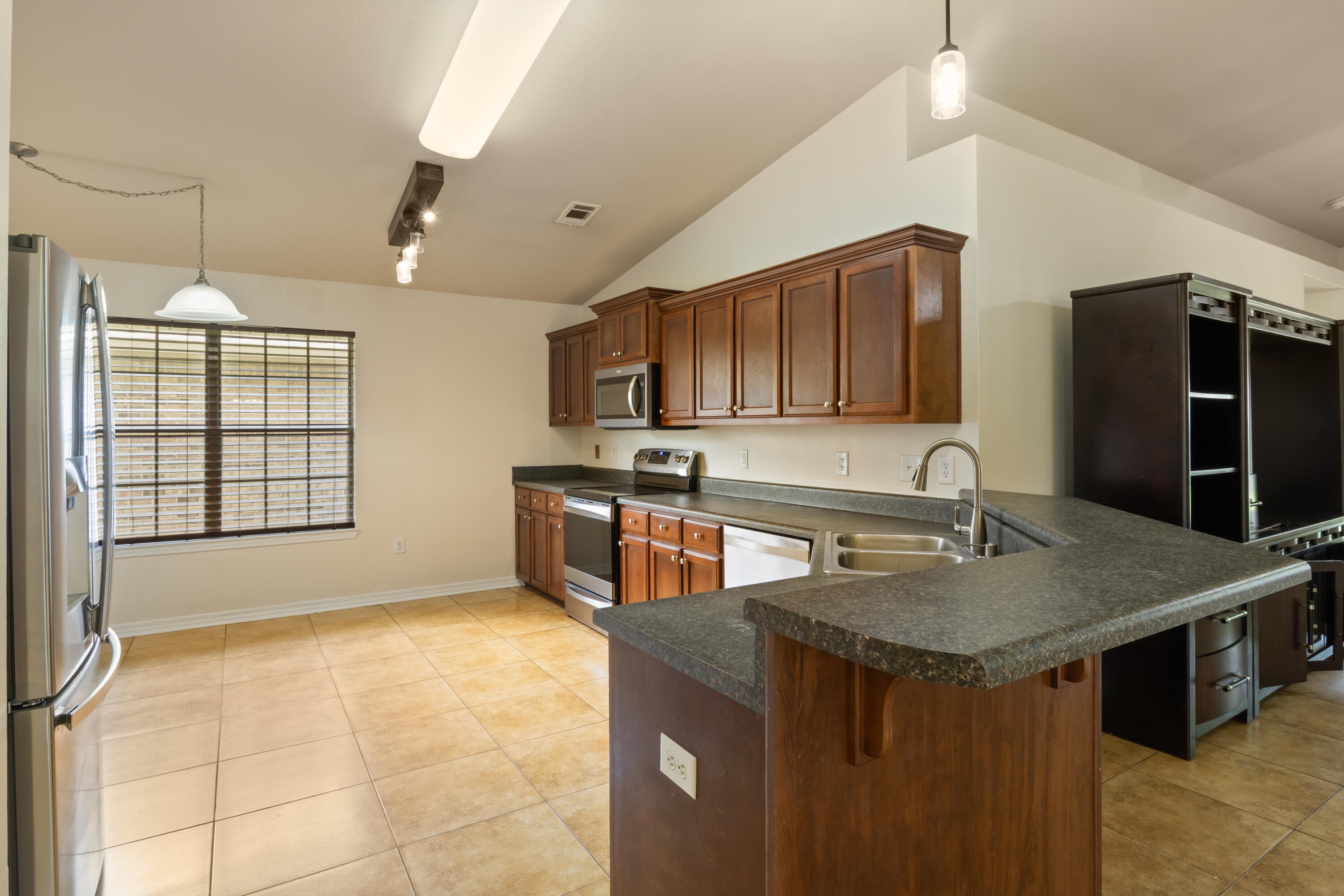 4187 Roosevelt Way