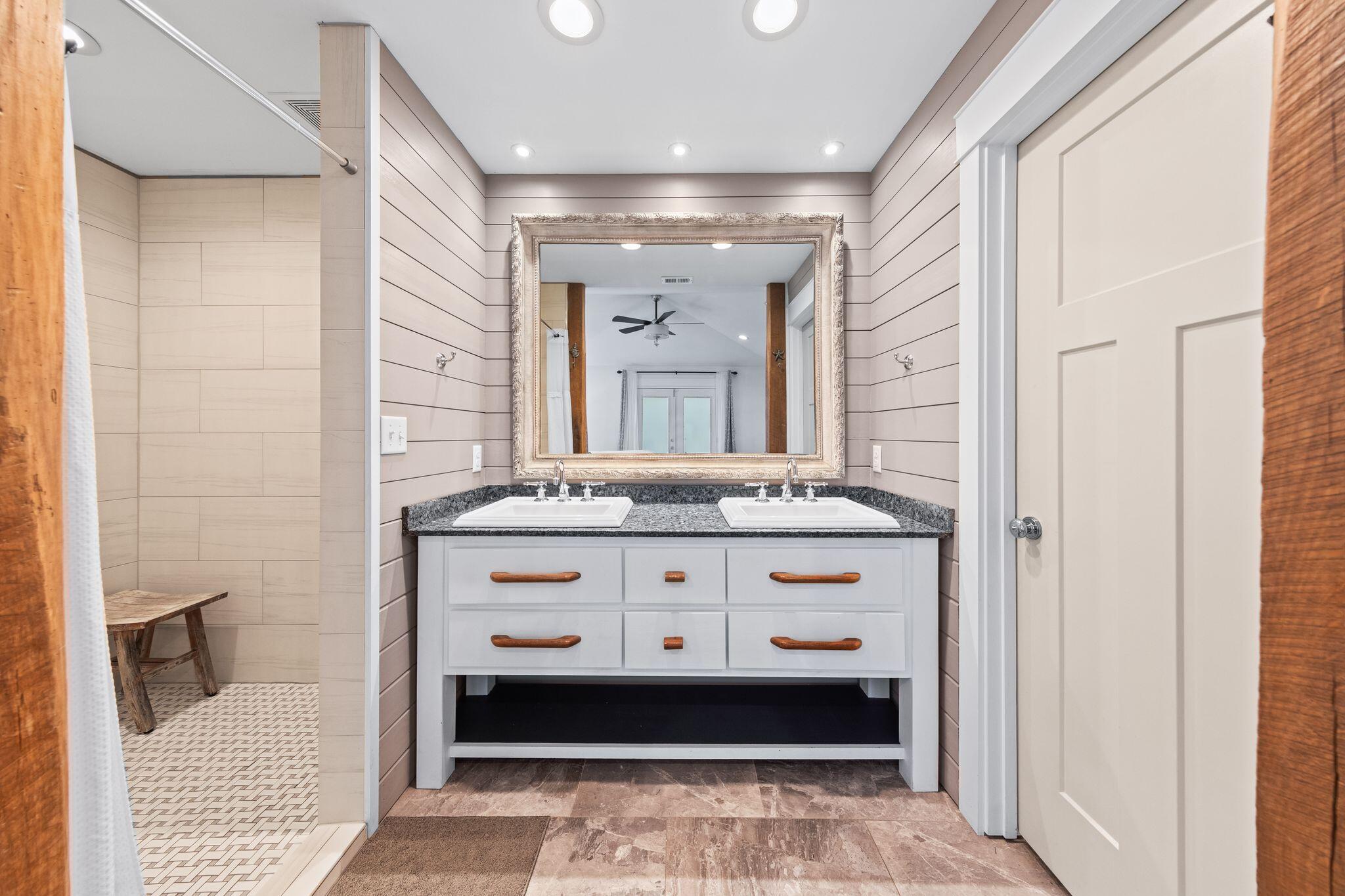 GULF PINES - Residential