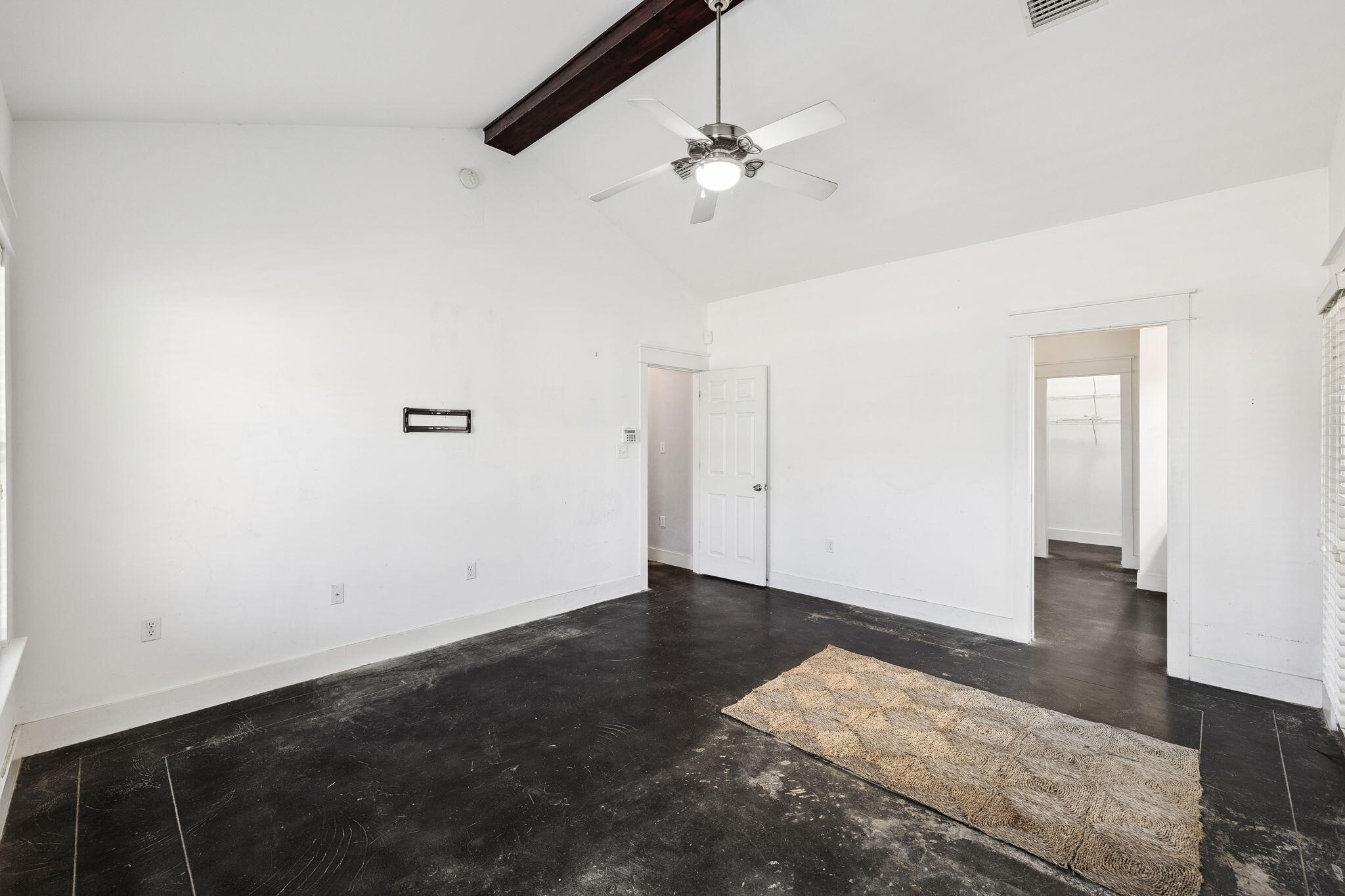 TOWN OF SANTA ROSA - Residential