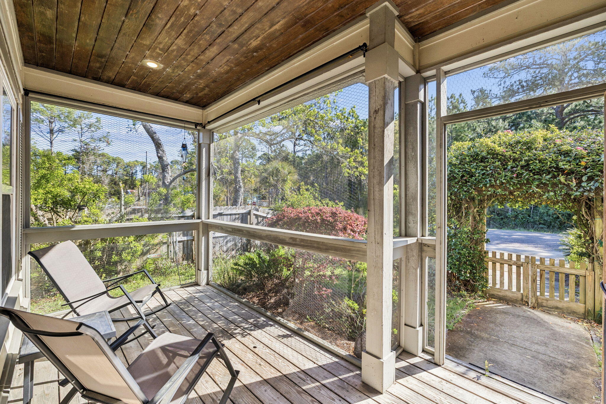 TOWN OF SANTA ROSA - Residential