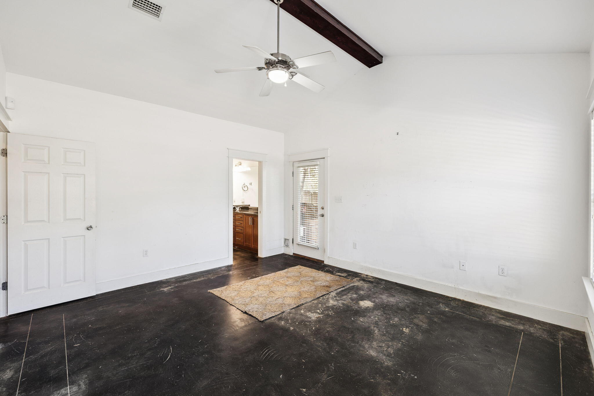 TOWN OF SANTA ROSA - Residential