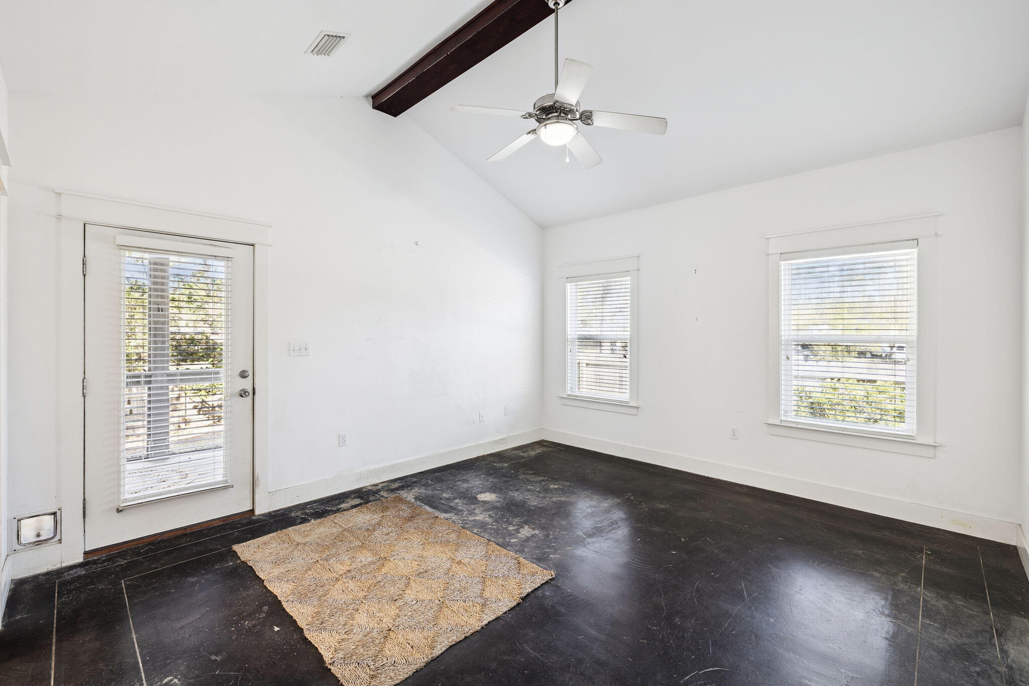 TOWN OF SANTA ROSA - Residential