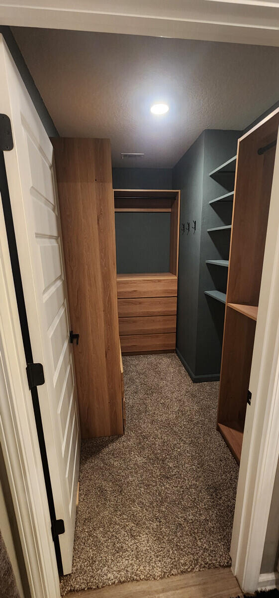 NONESUCH WAY - Residential