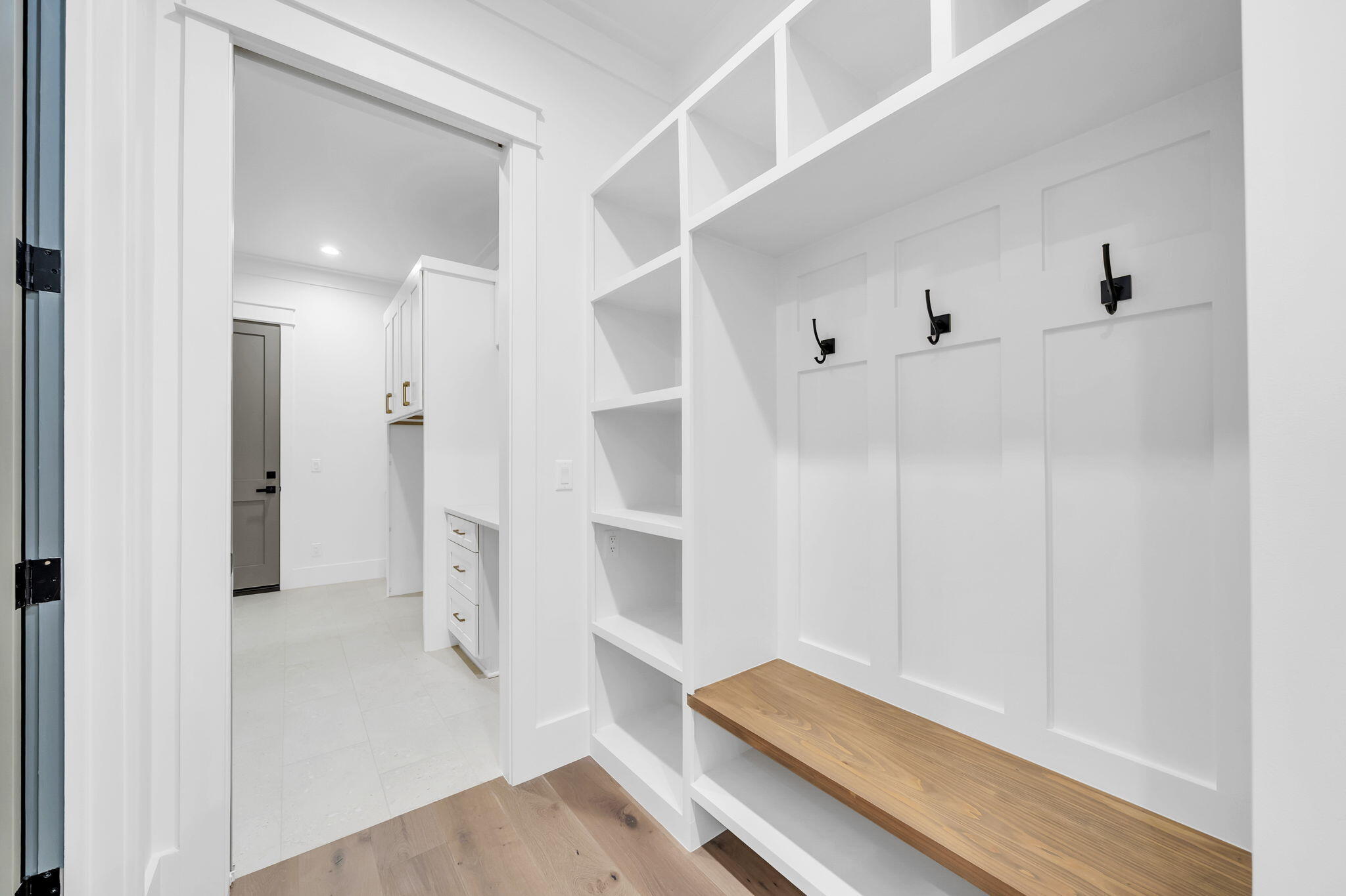 STEAMBOAT LANDING - Residential