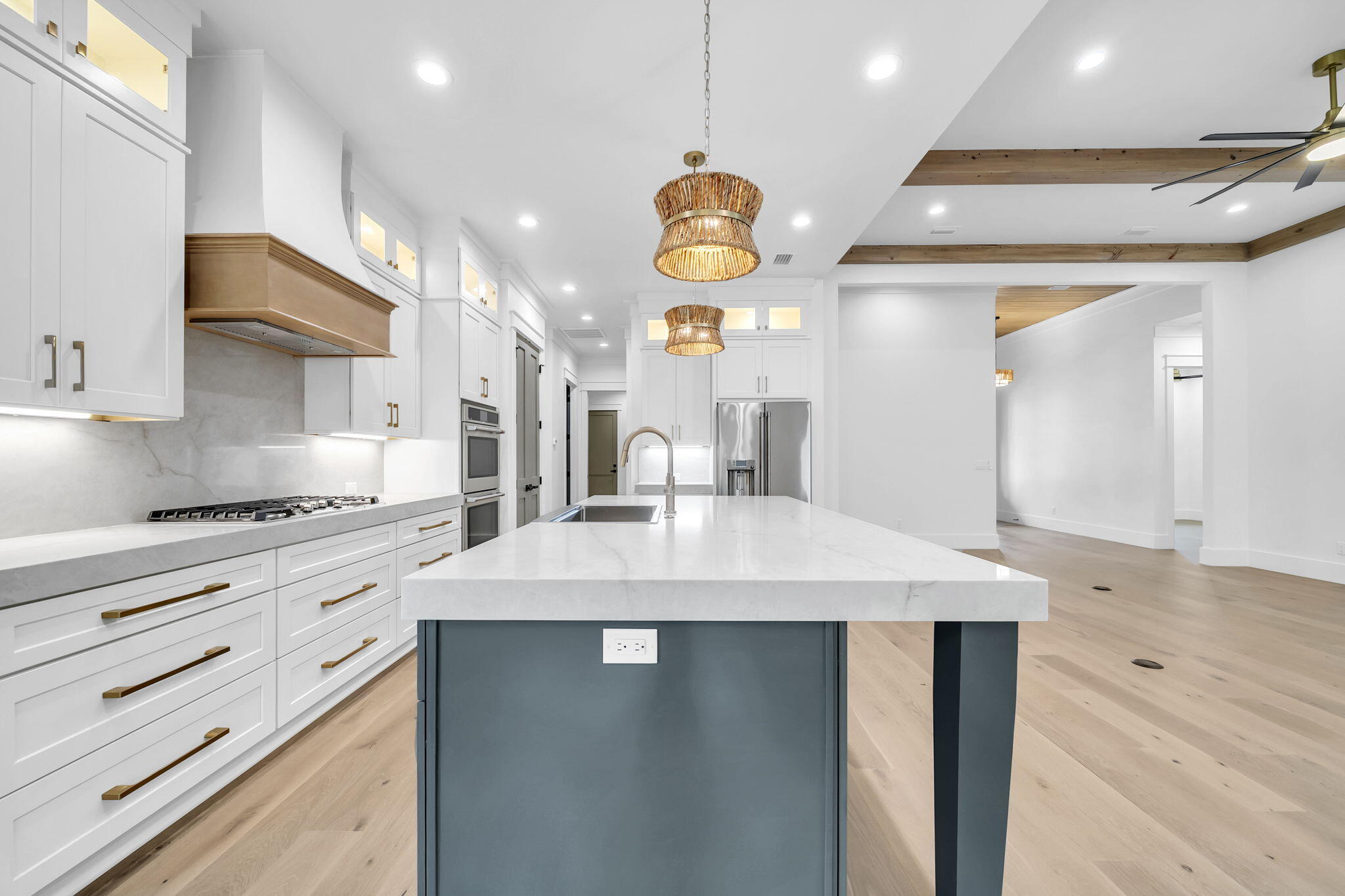 STEAMBOAT LANDING - Residential