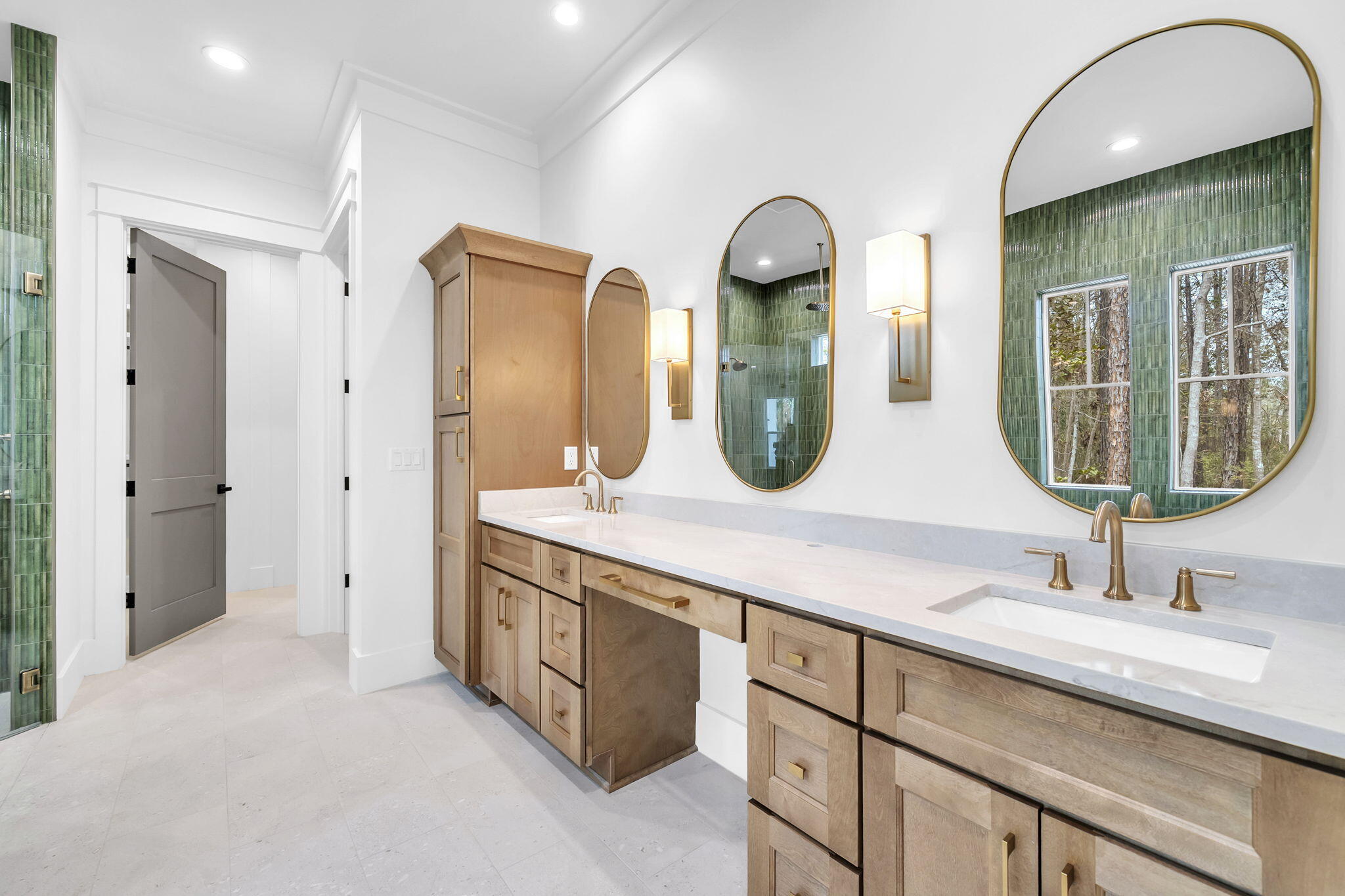 STEAMBOAT LANDING - Residential